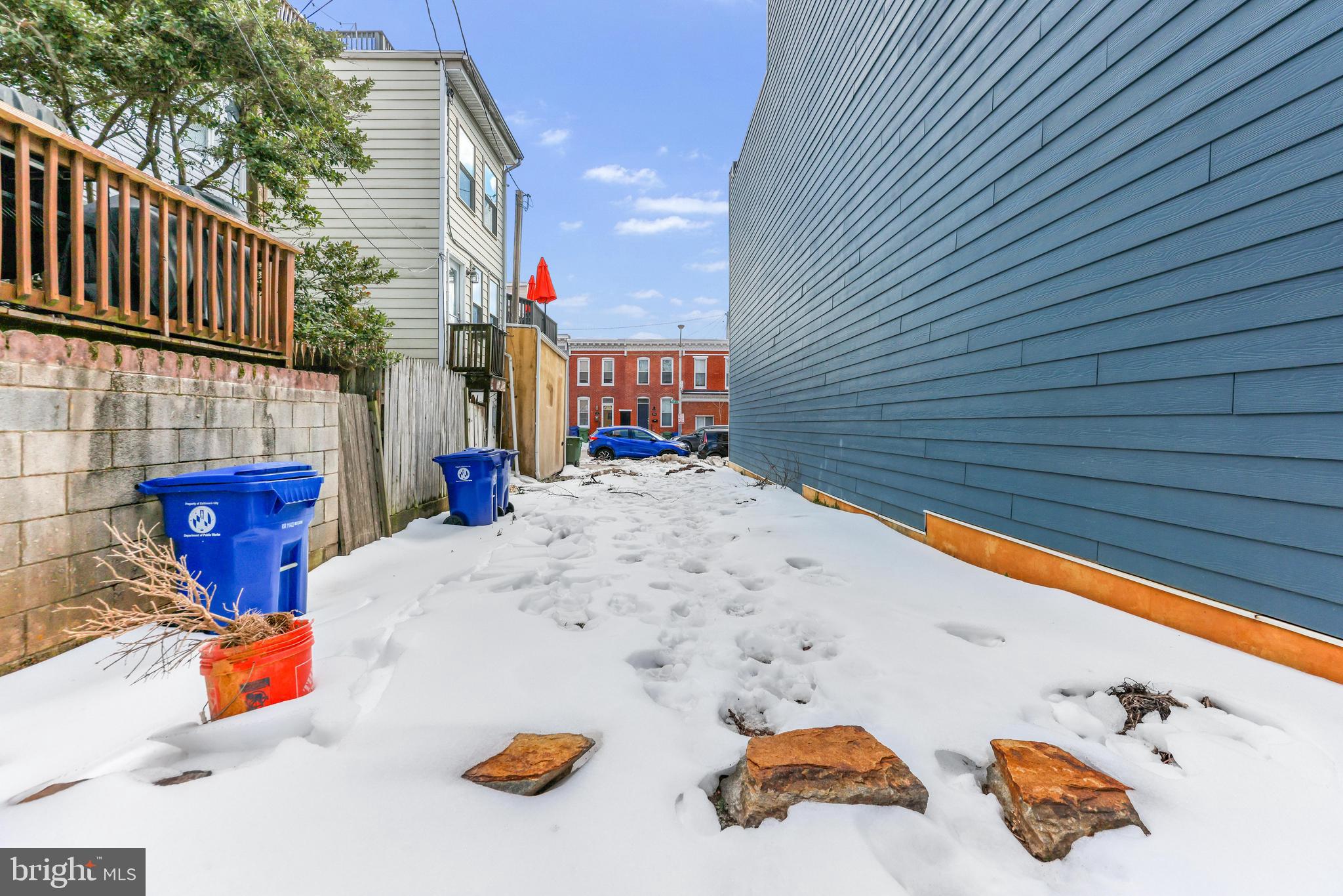 FEDERAL HILL HISTORIC DISTRICT - Land