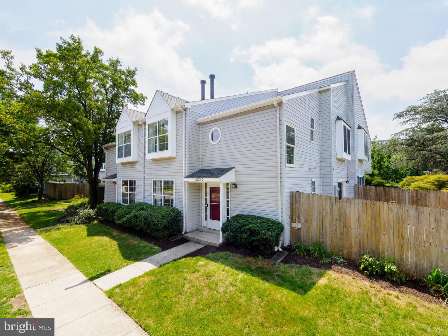 SINGLETONS GROVE - Residential
