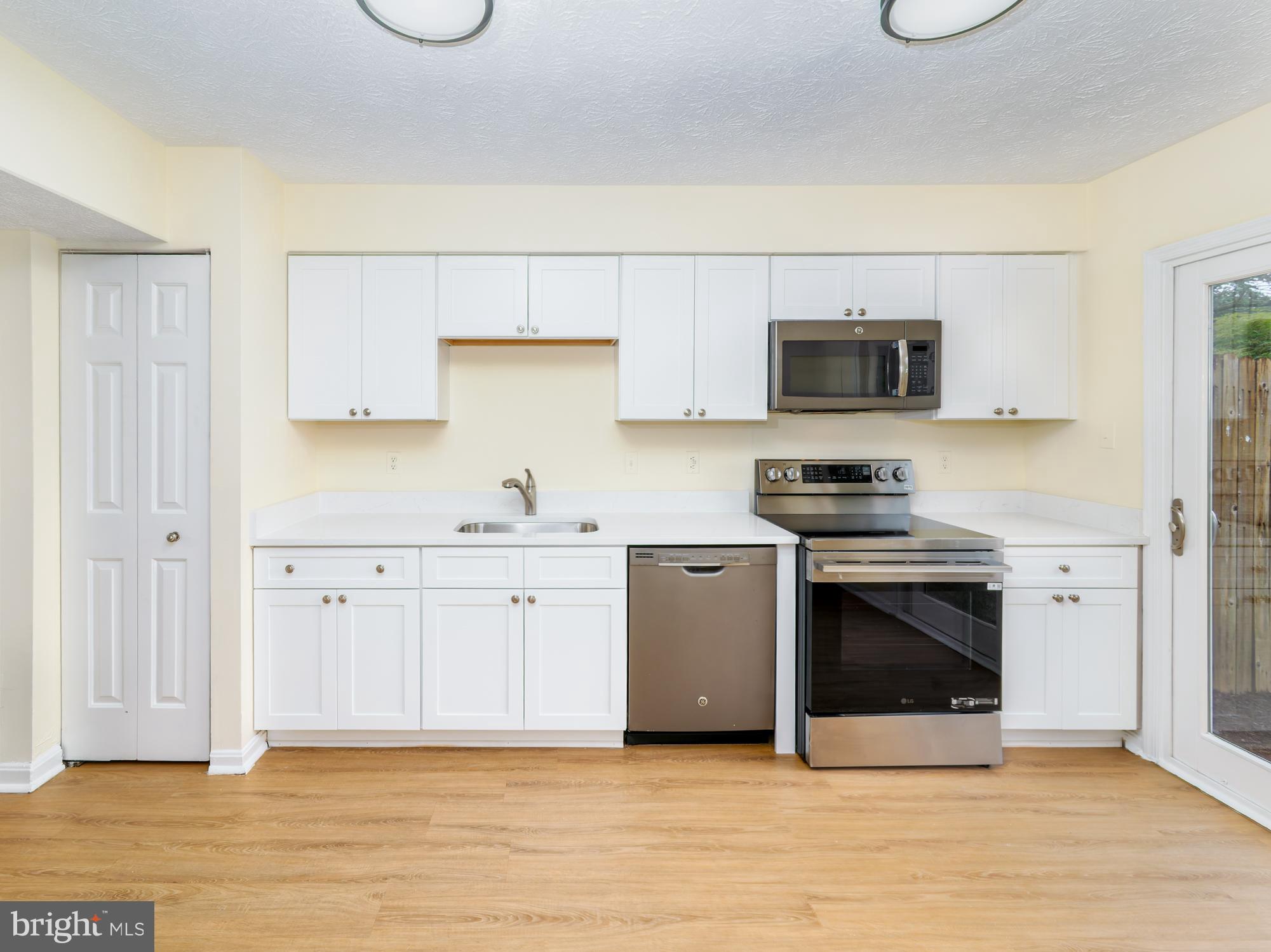 SINGLETONS GROVE - Residential