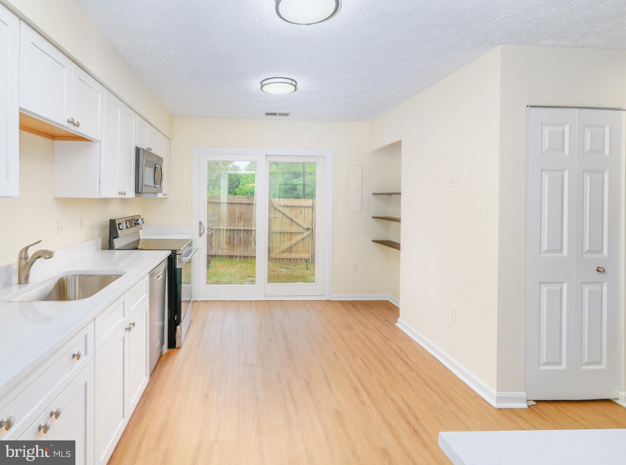 SINGLETONS GROVE - Residential