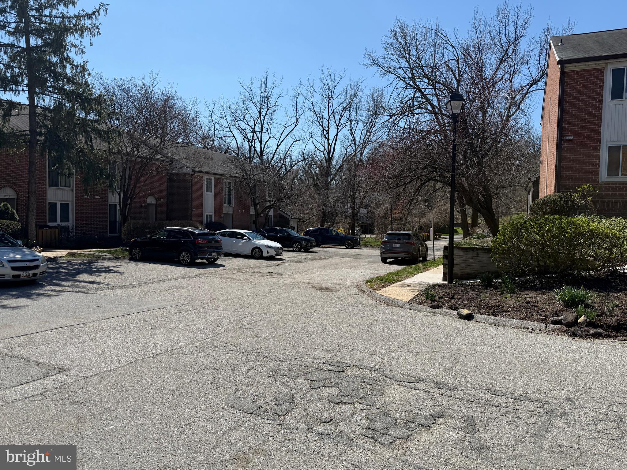 GREENBERRY WOODS - Residential