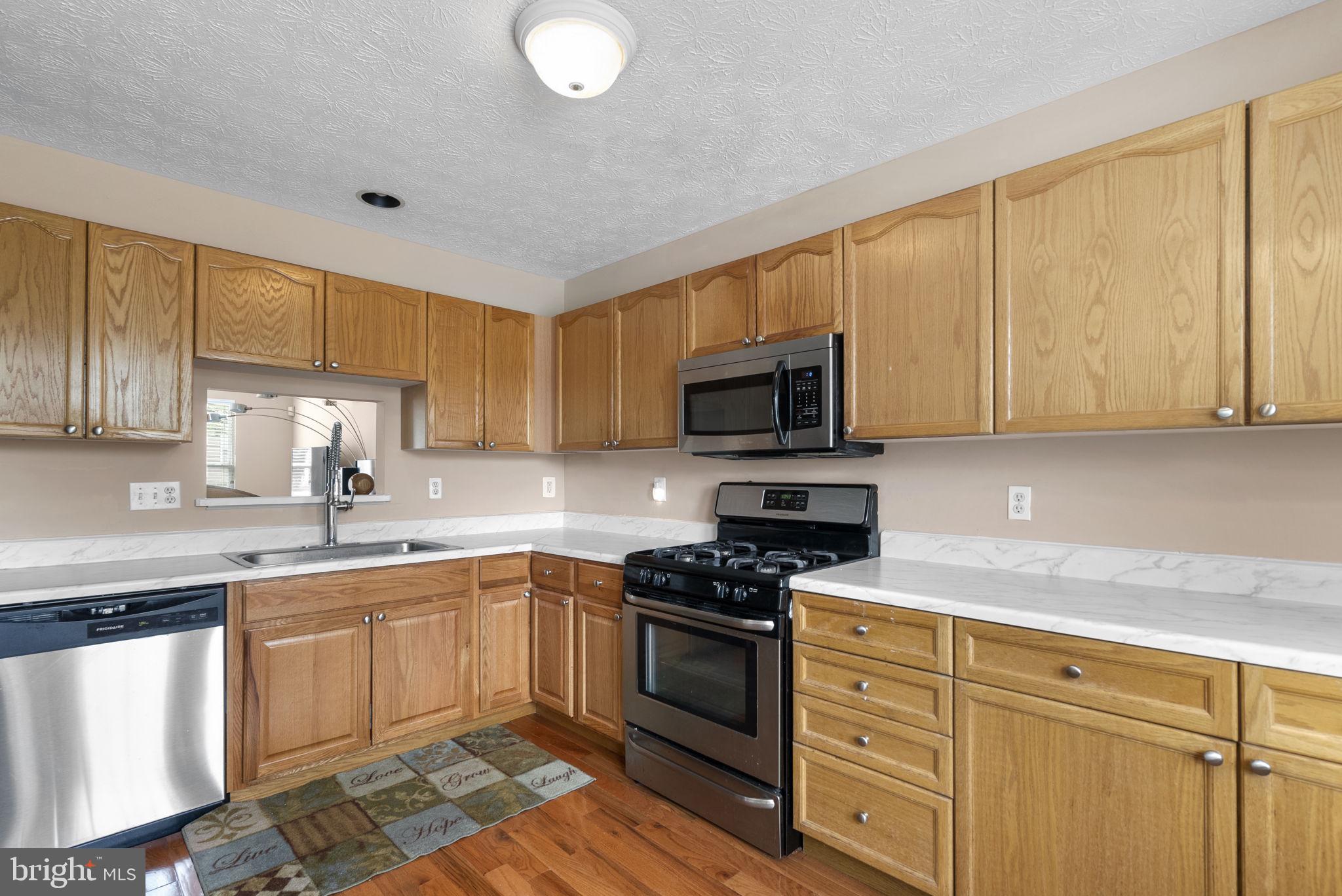 SNOWDEN RIDGE - Residential