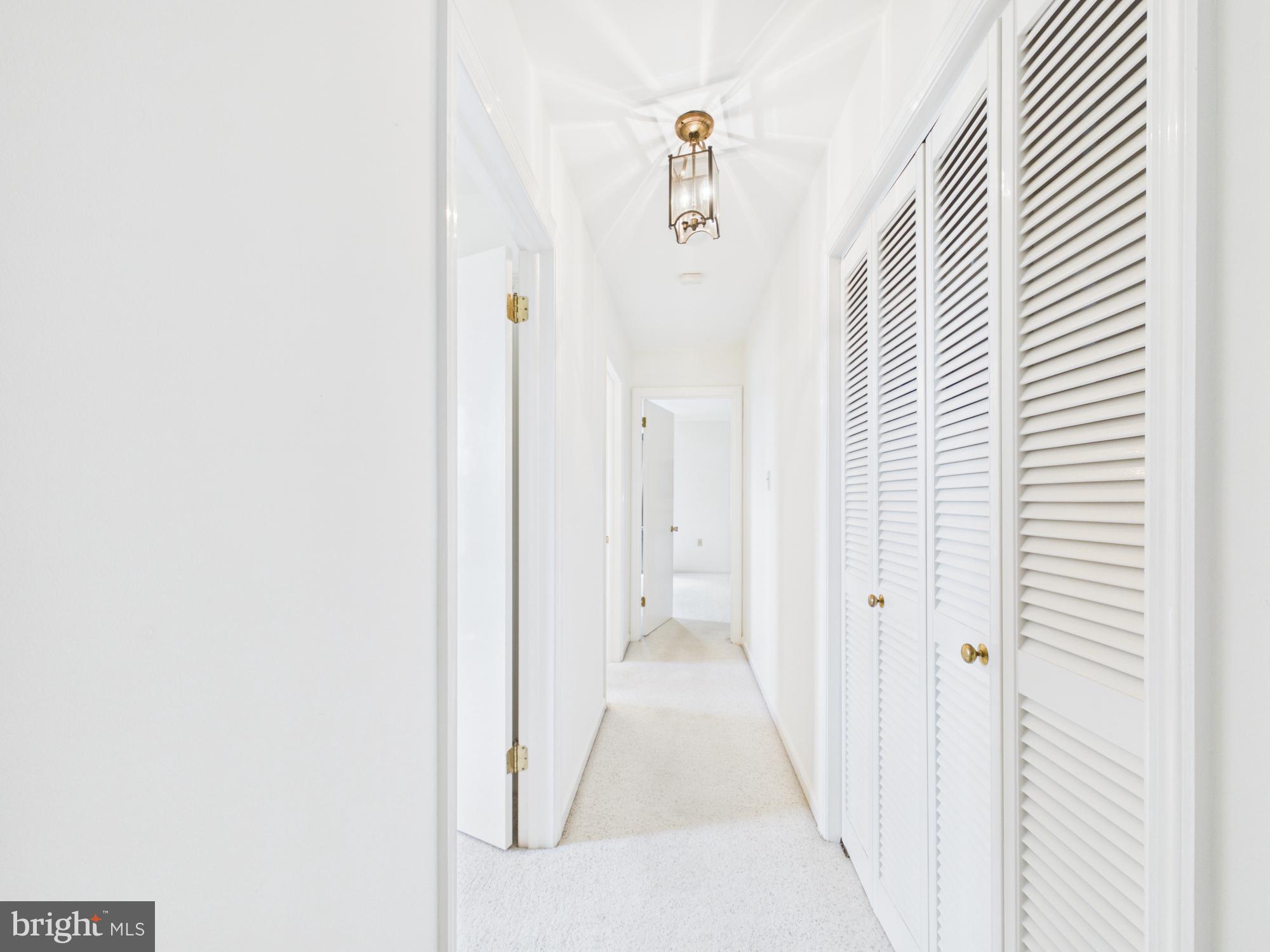 HOWARD SPEAKS - Residential