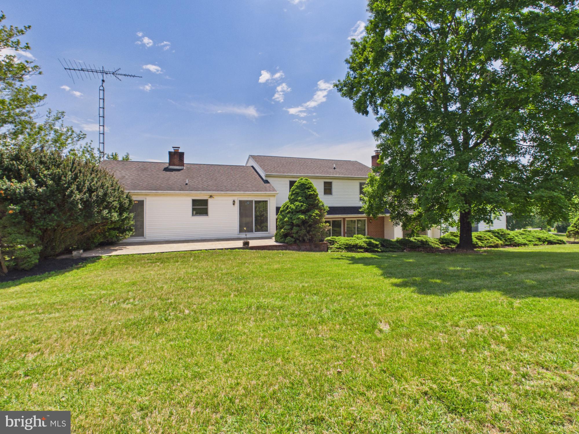 HOWARD SPEAKS - Residential