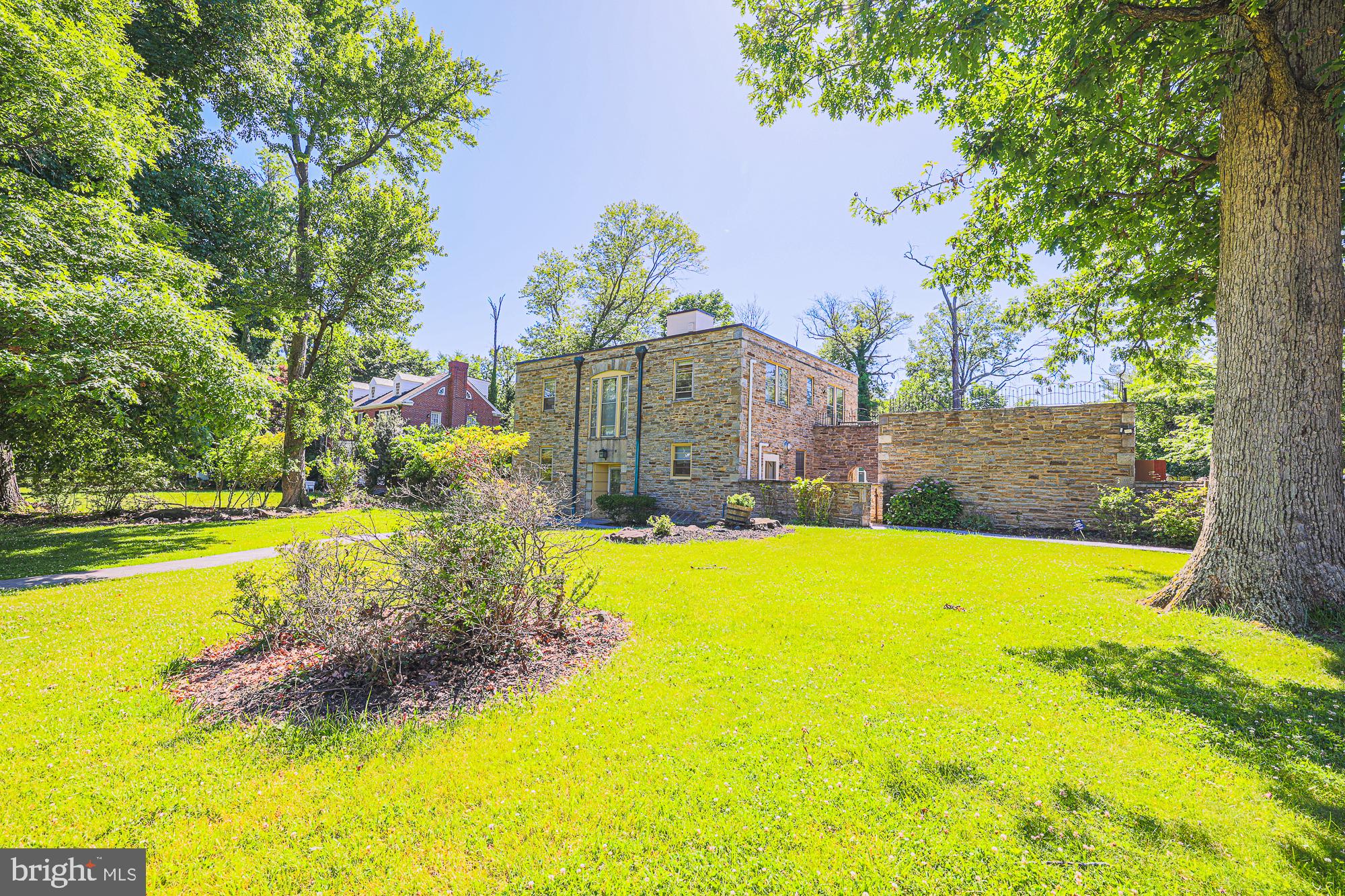 BANCROFT PARK HISTORIC DISTRICT - Residential