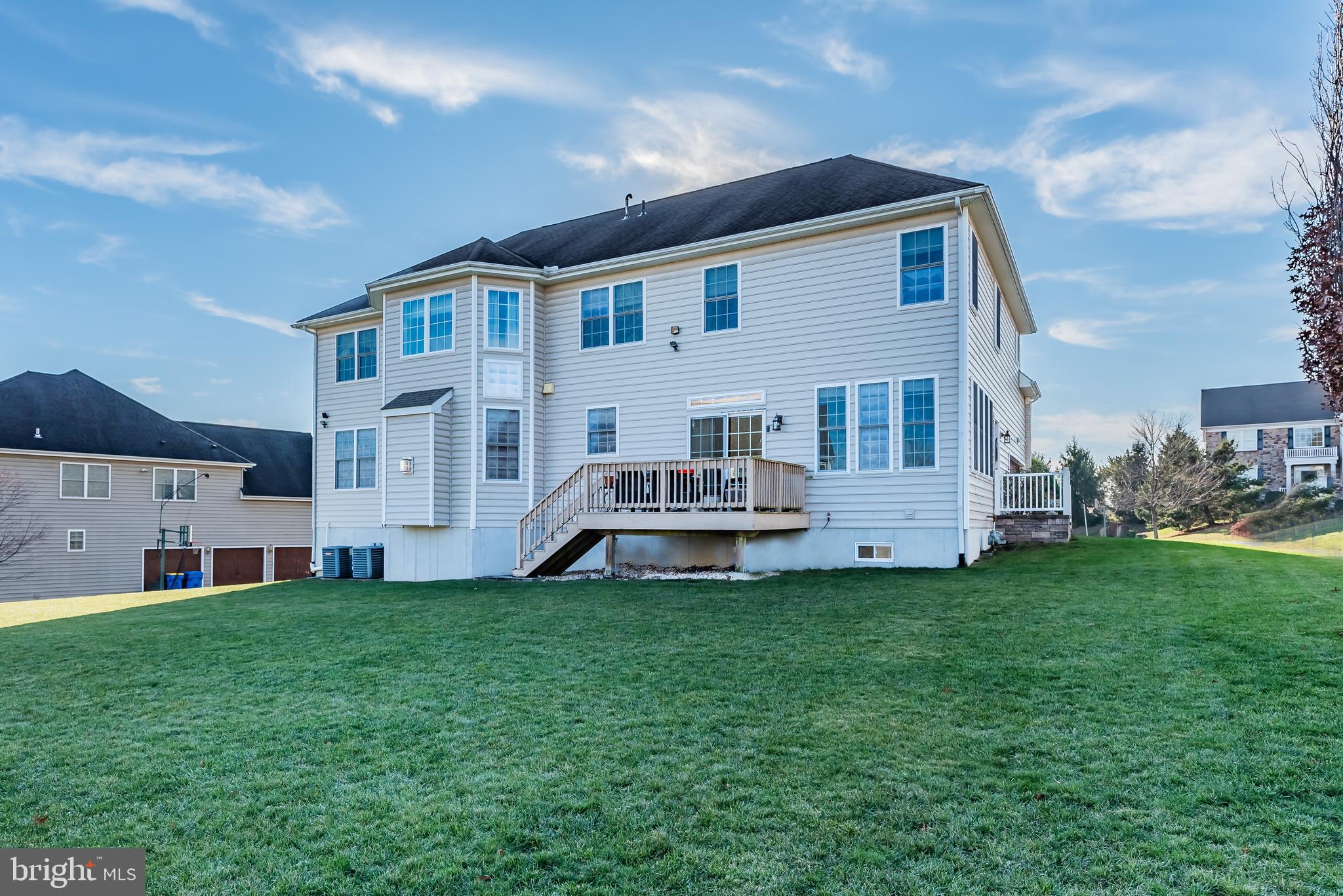 BELLA VISTA - Residential