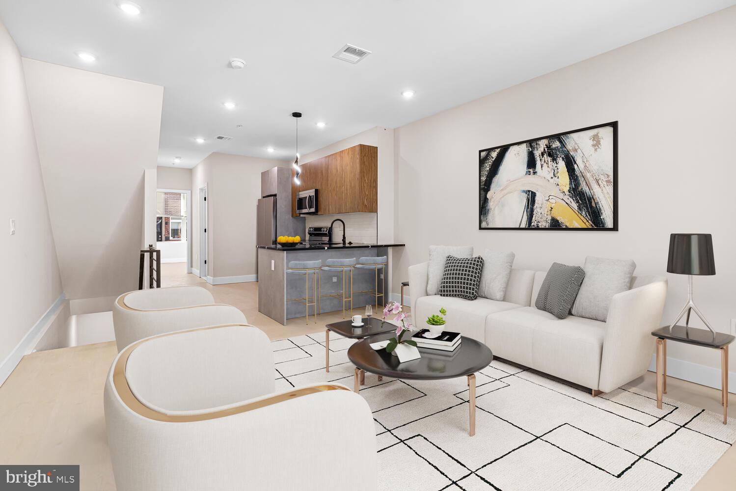 PORT RICHMOND - Residential Income