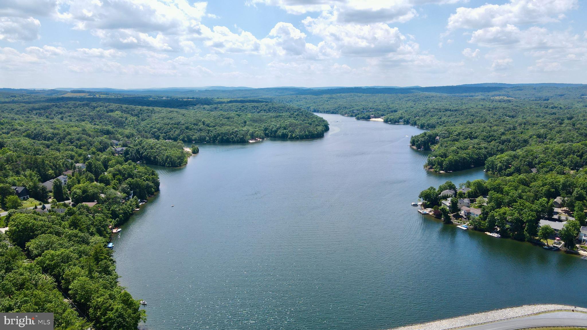 LAKE HOLIDAY ESTATES - Residential