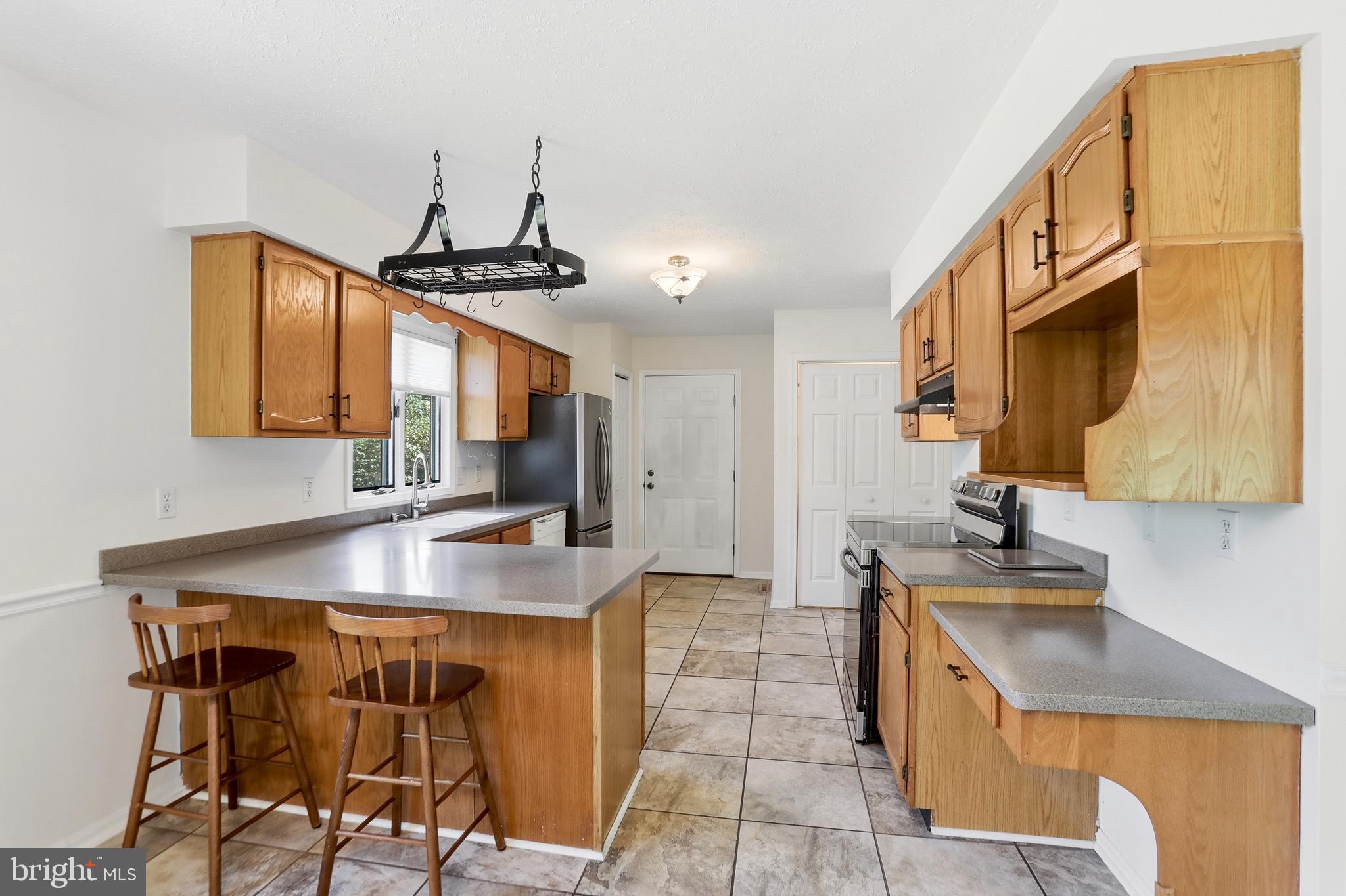 LAKE HOLIDAY ESTATES - Residential