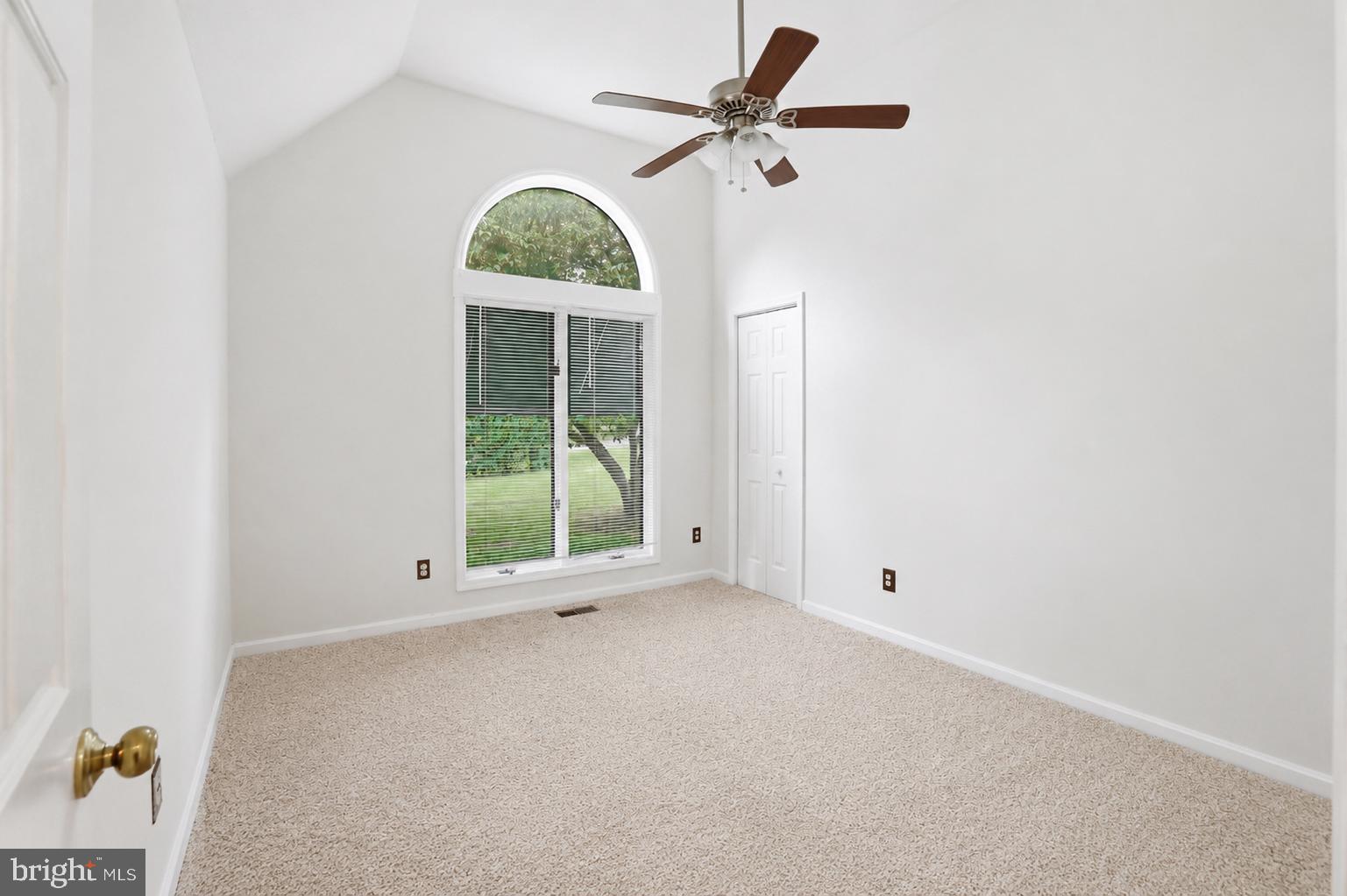 LAKE HOLIDAY ESTATES - Residential