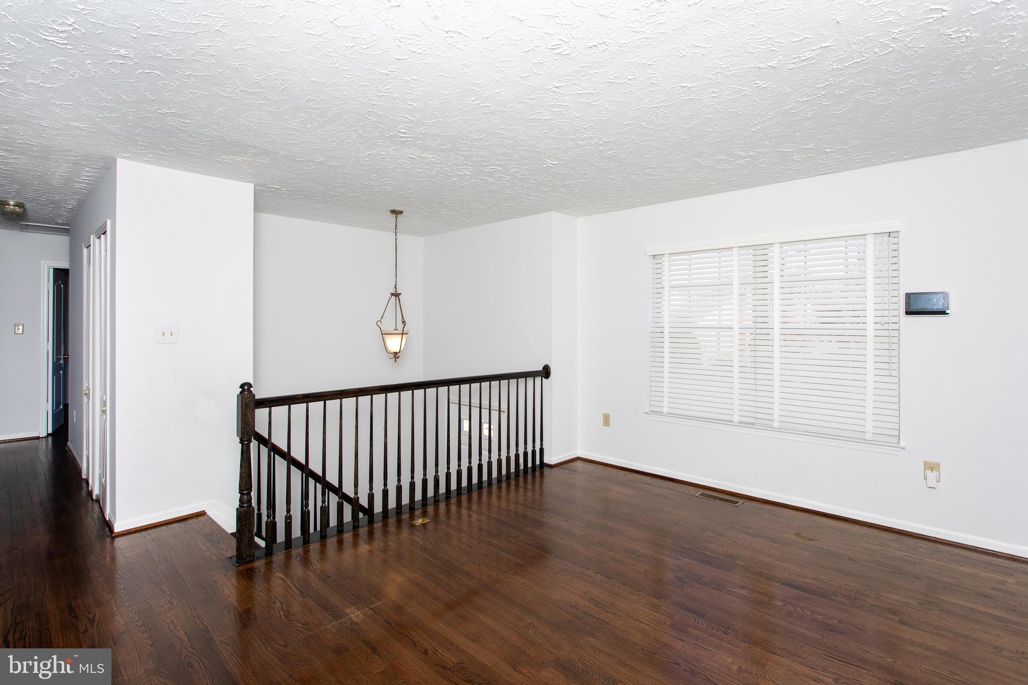 DORCHESTER - ST. CHARLES - Residential