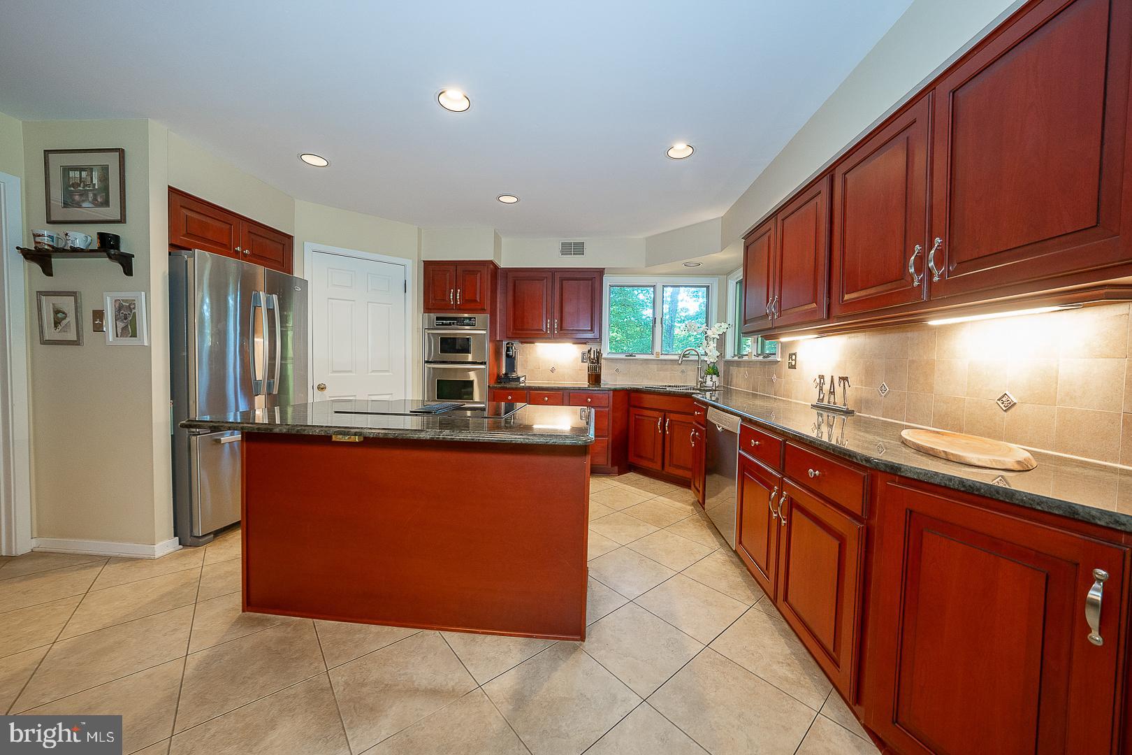 PHEASANT RUN - Residential
