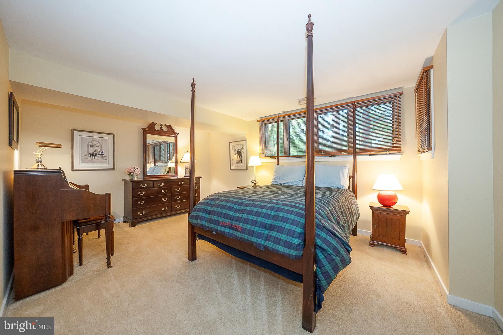 PHEASANT RUN - Residential