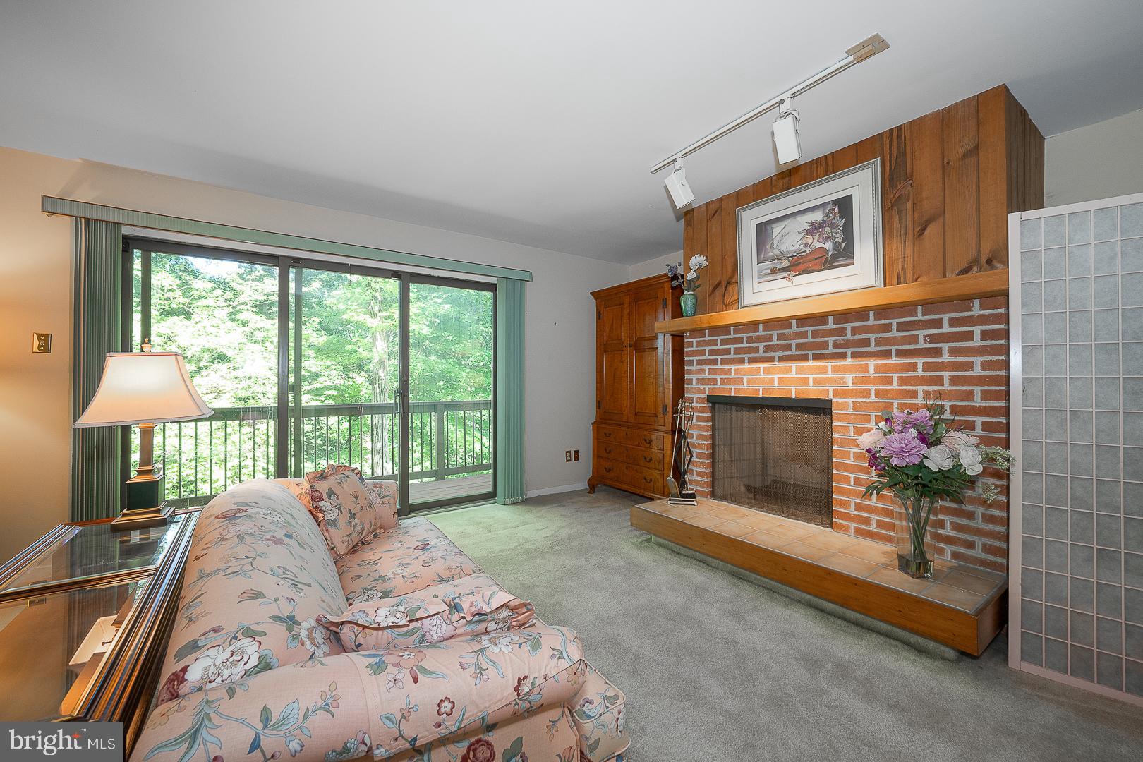 PHEASANT RUN - Residential