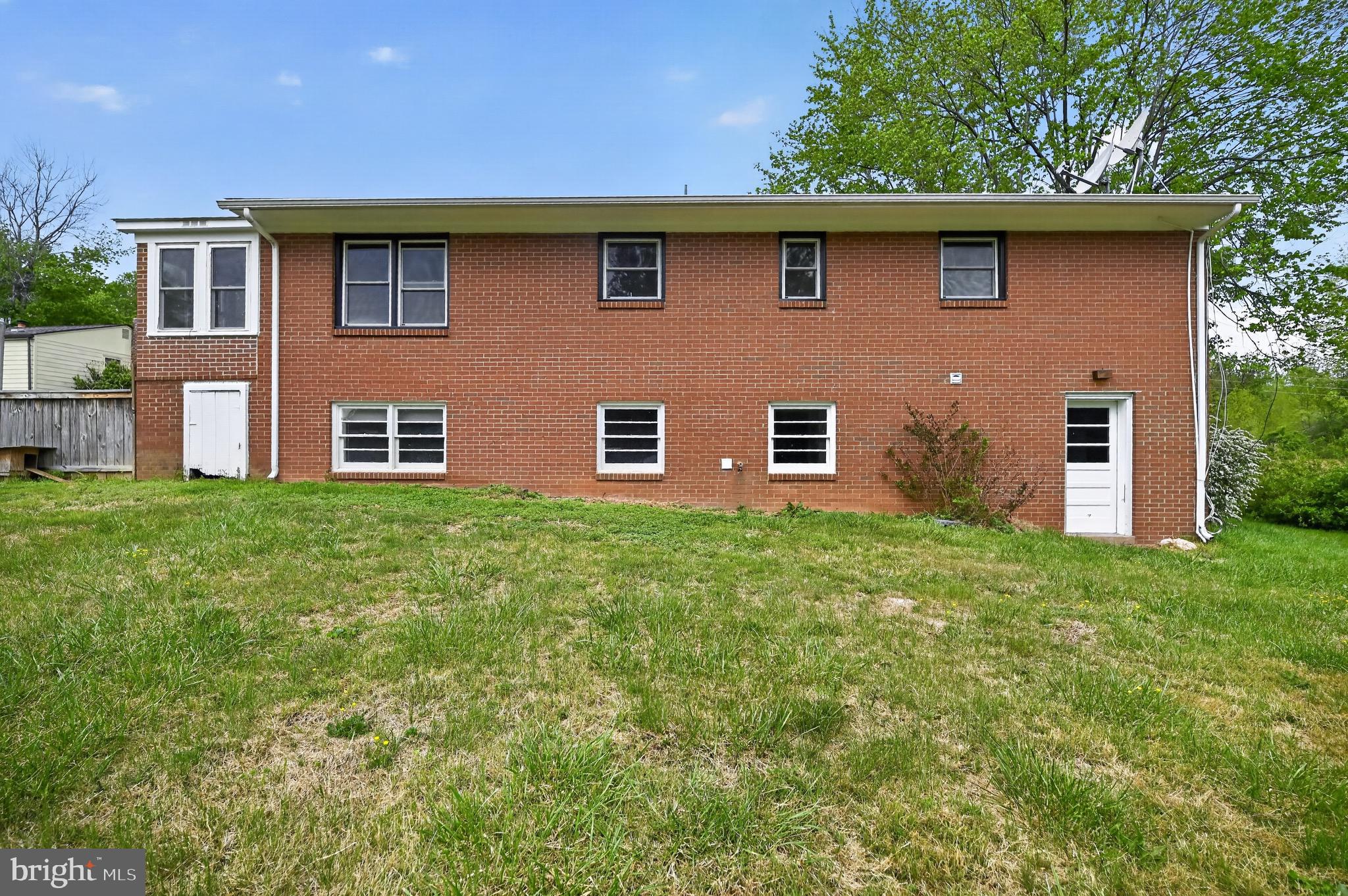 BOSTON AREA - Residential