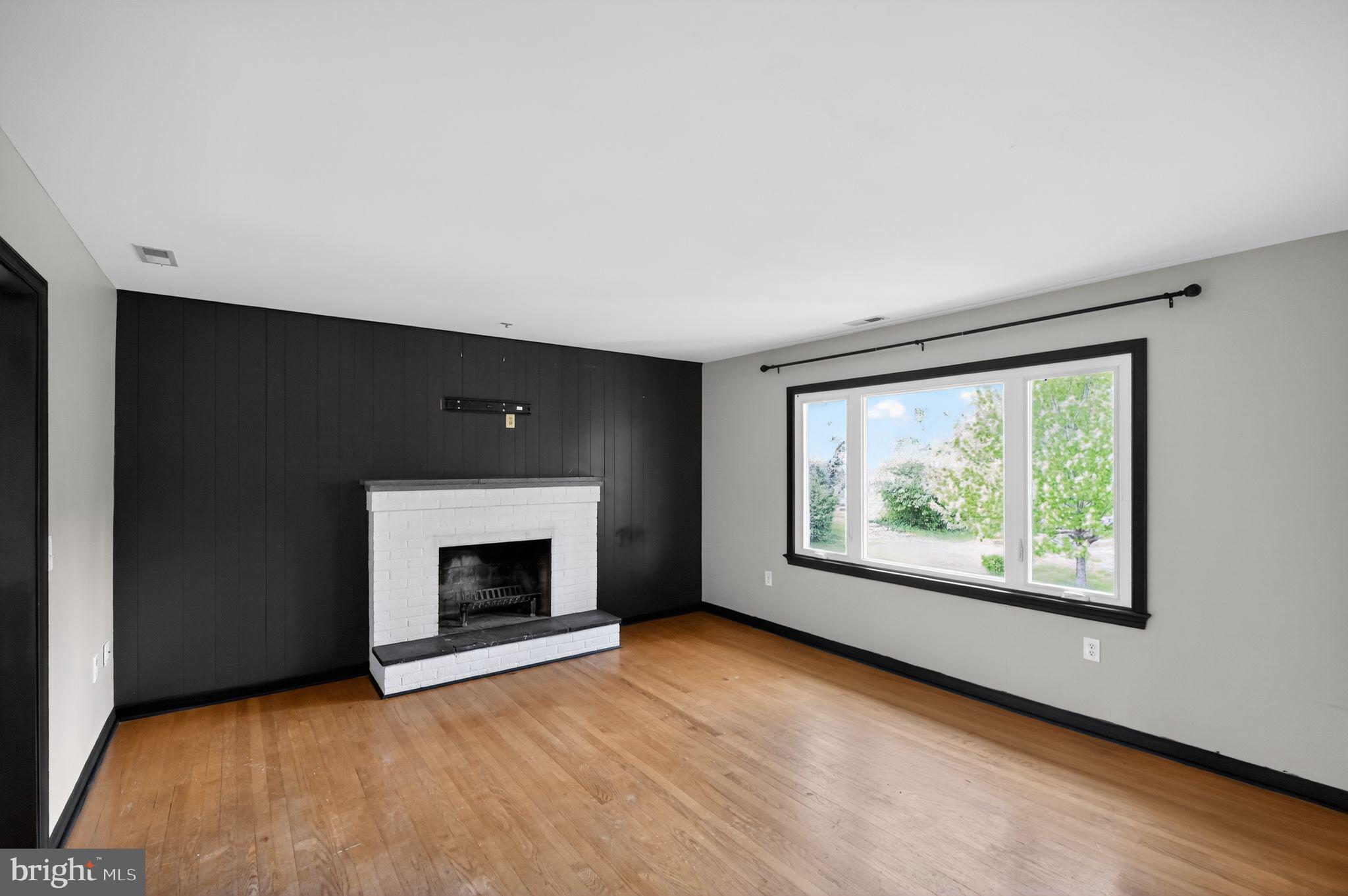BOSTON AREA - Residential