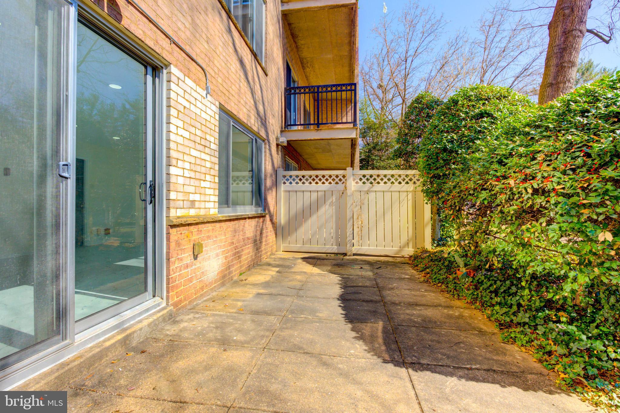 PARK SUMMIT CODM - Residential Lease