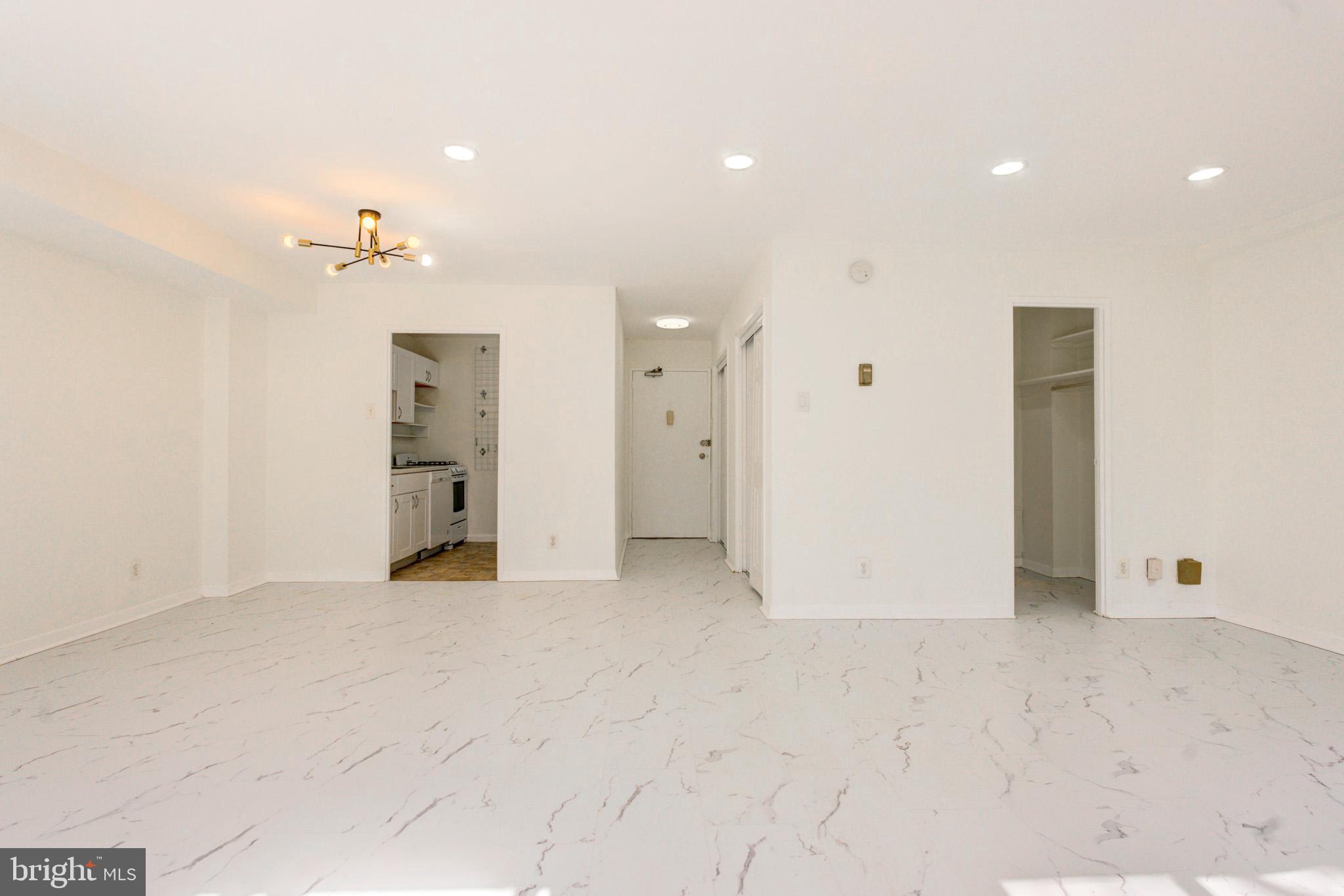 PARK SUMMIT CODM - Residential Lease