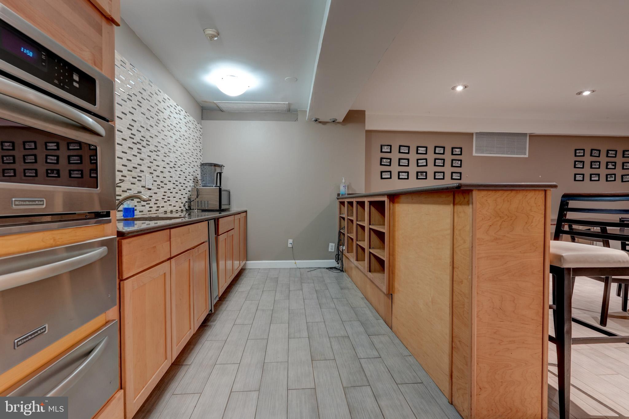 PARK SUMMIT CODM - Residential Lease