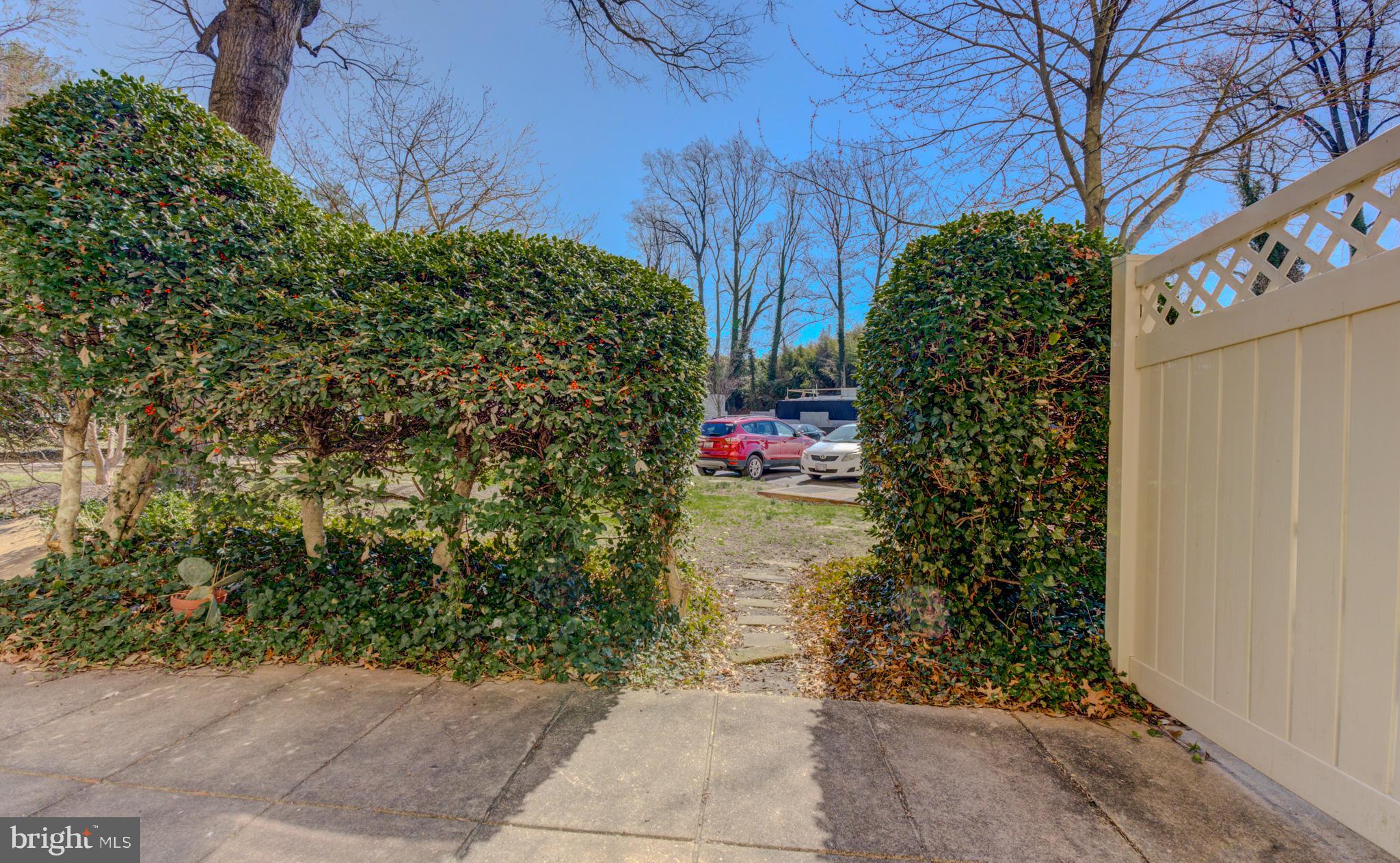 PARK SUMMIT CODM - Residential Lease