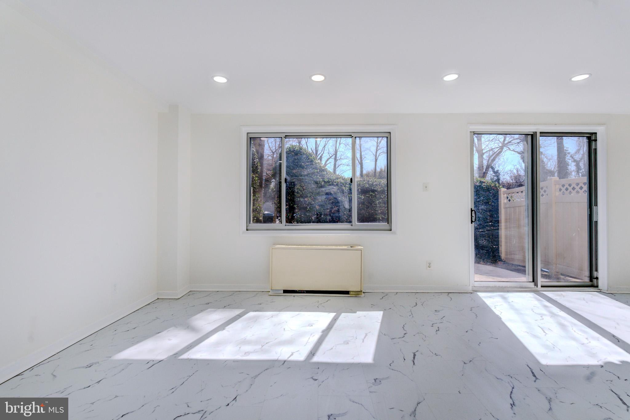 PARK SUMMIT CODM - Residential Lease
