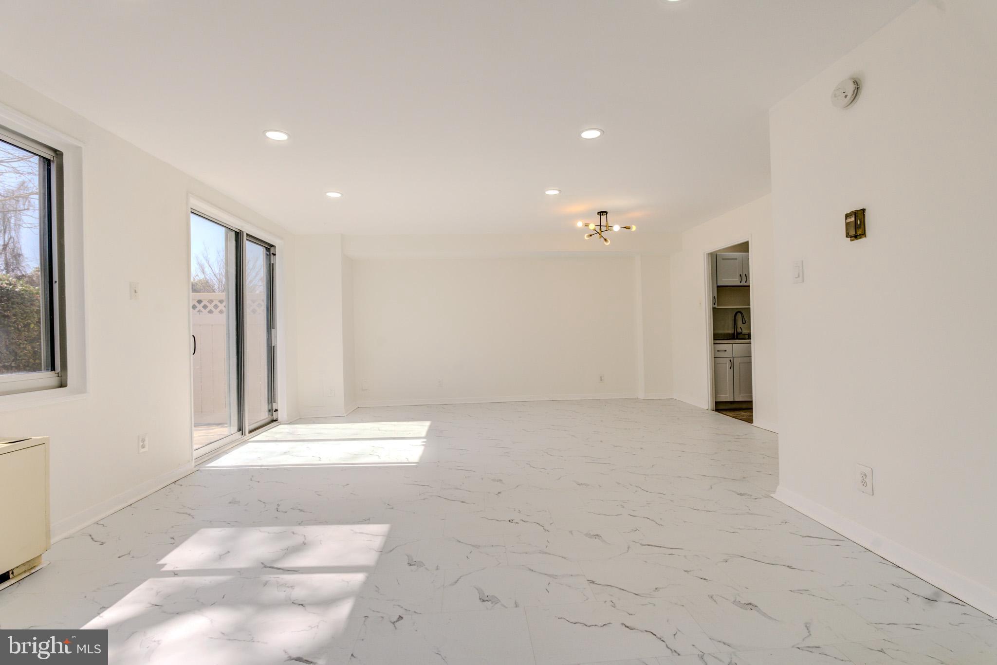 PARK SUMMIT CODM - Residential Lease