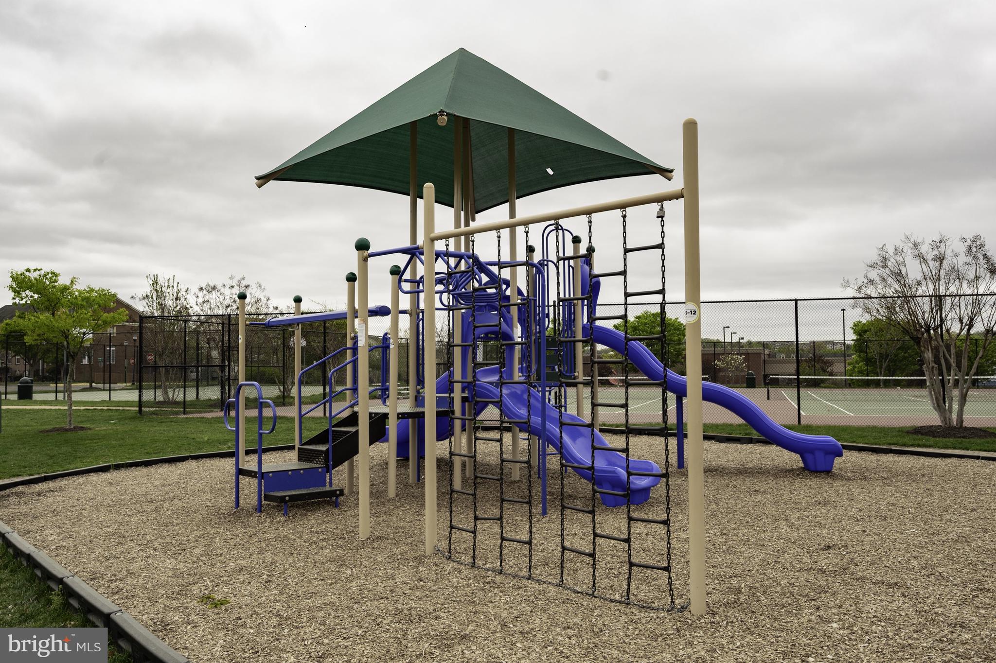 PORT POTOMAC - Residential