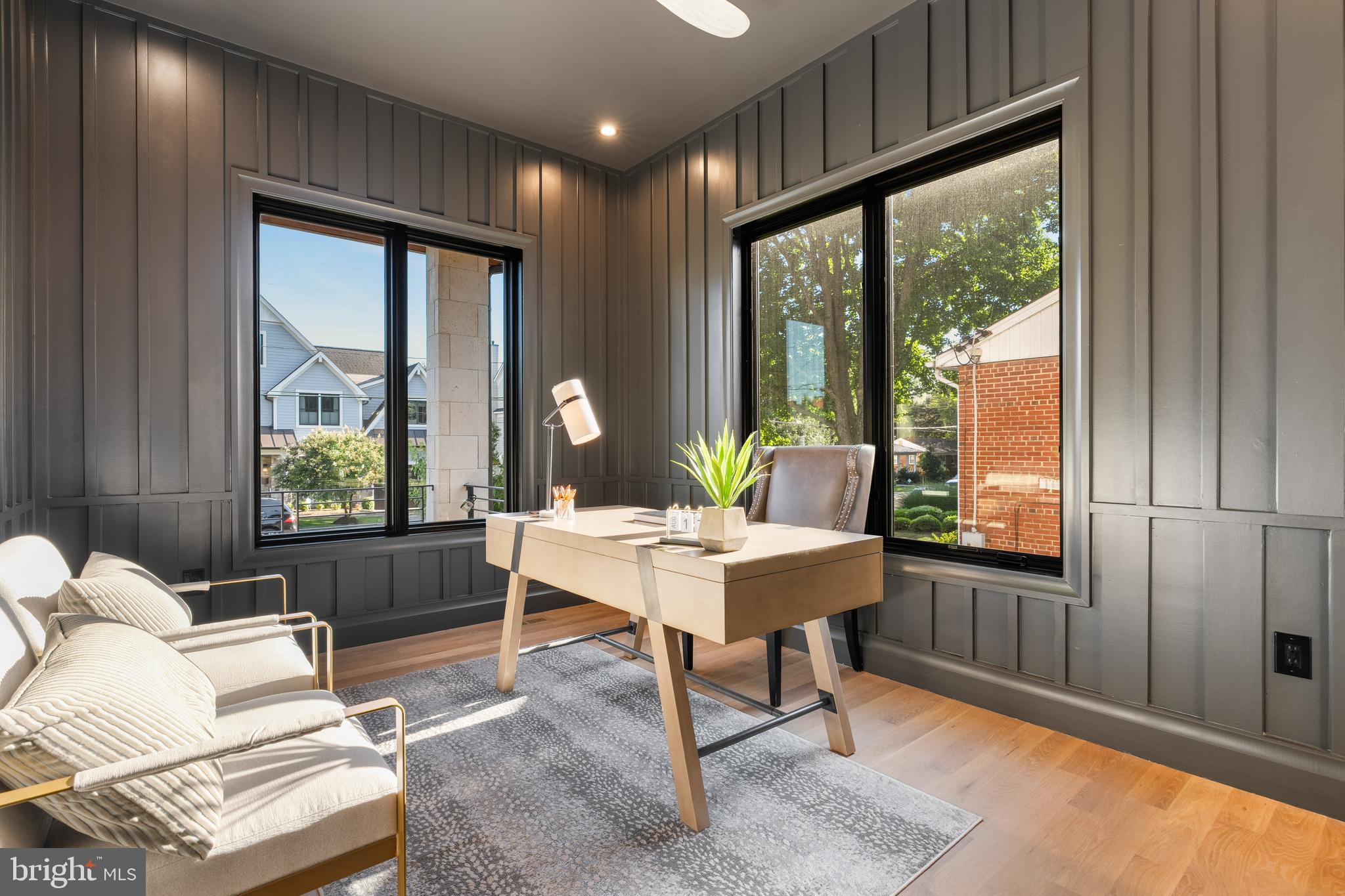 BERKSHIRE OAKWOOD - Residential