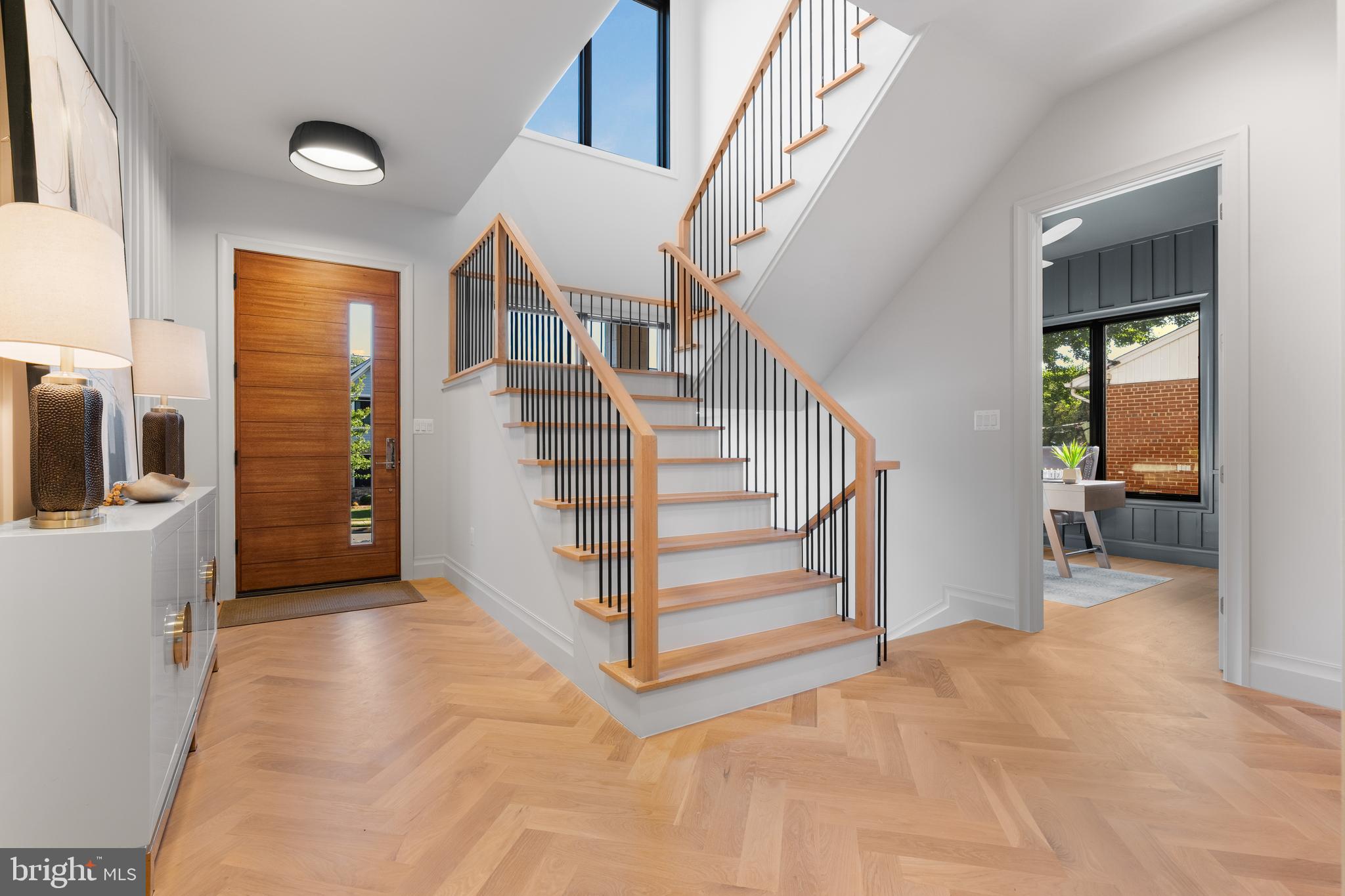 BERKSHIRE OAKWOOD - Residential