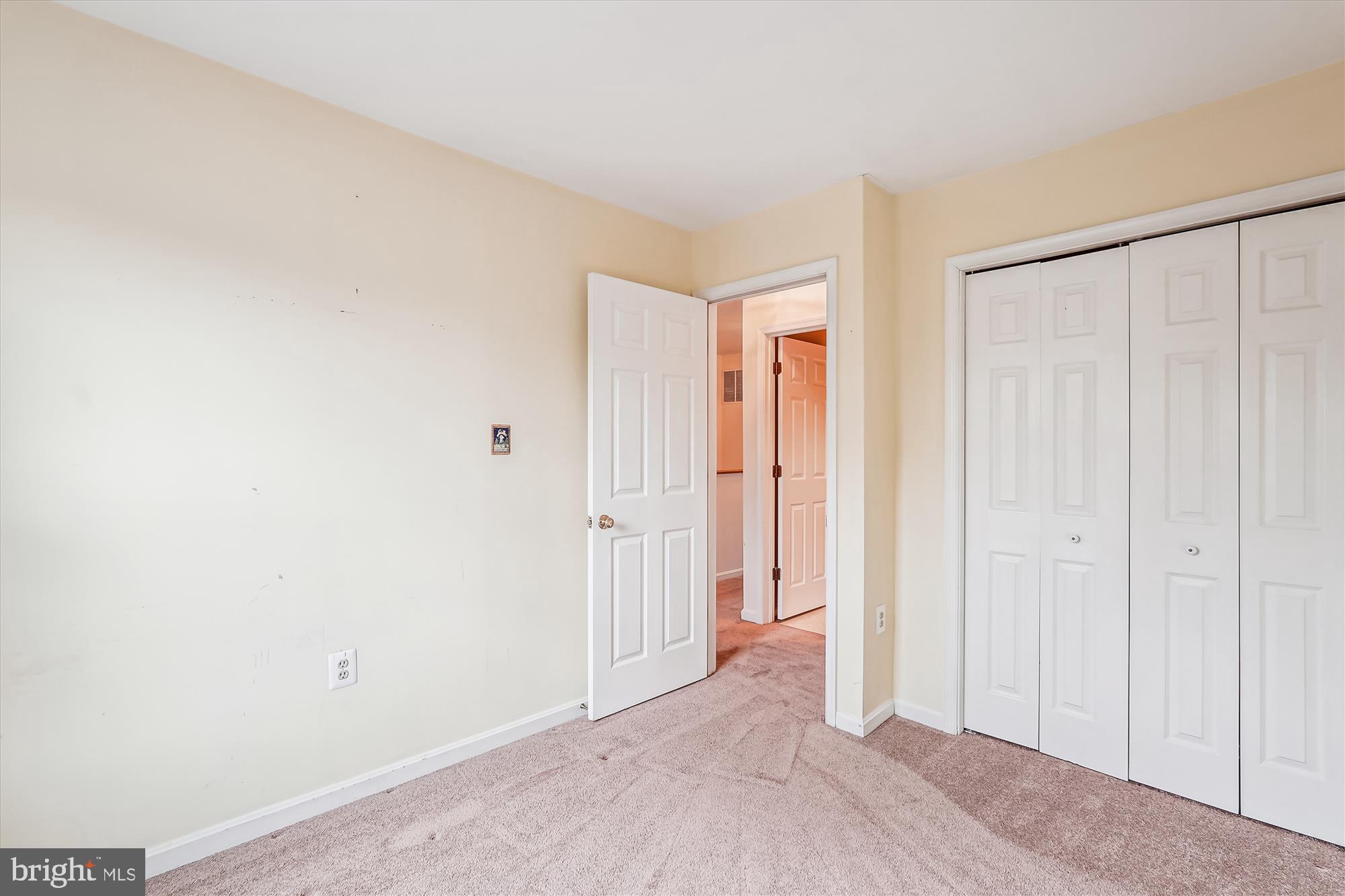 POTOMAC LAKES - Residential