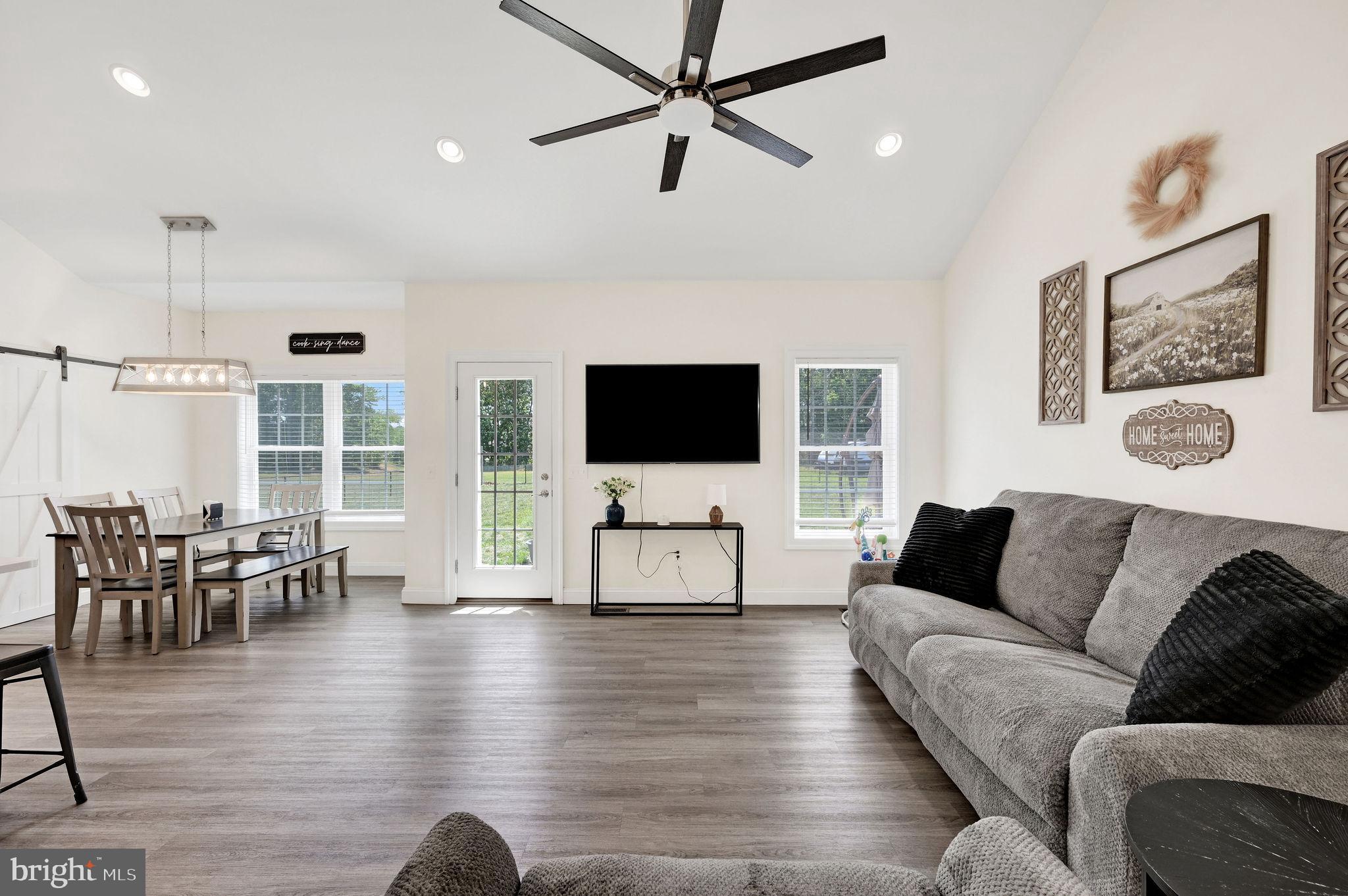 HERITAGE ACRES - Residential