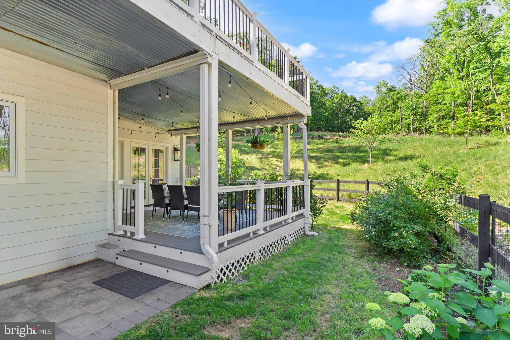 SADDLE RIDGE - Residential