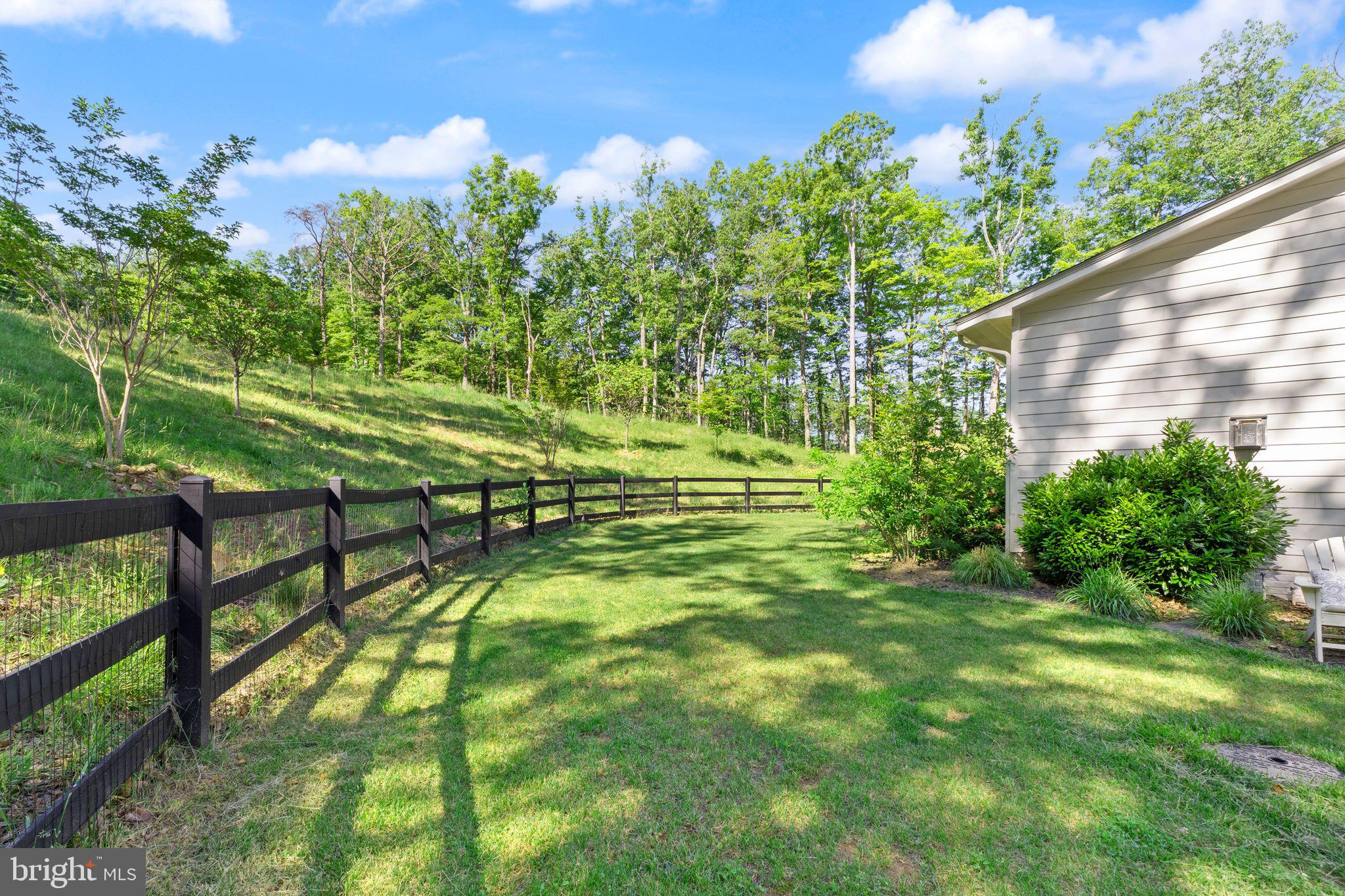 SADDLE RIDGE - Residential