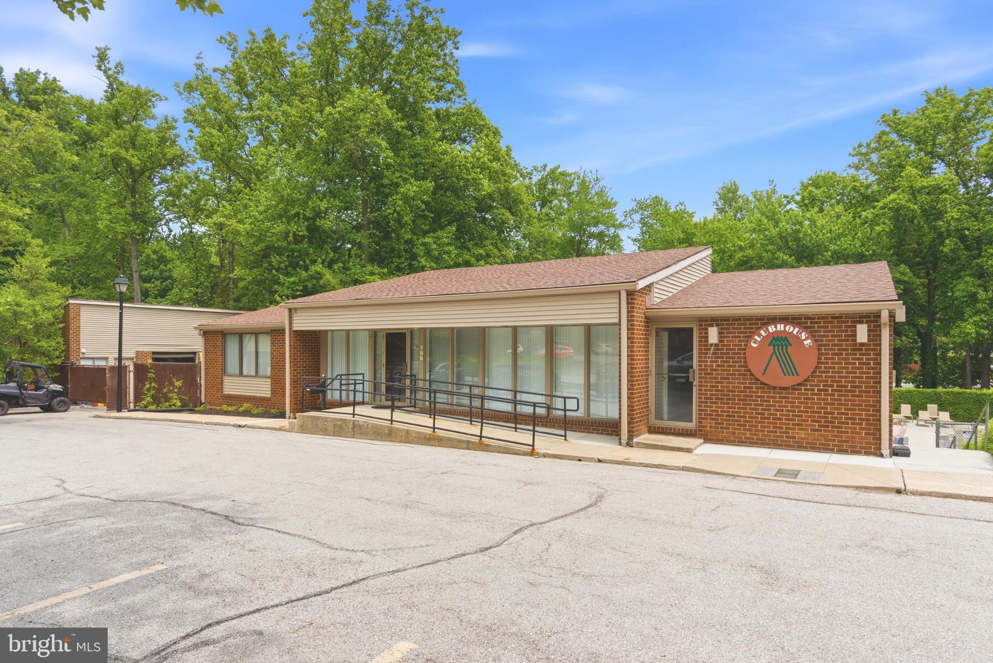 ANNEN WOODS - Residential