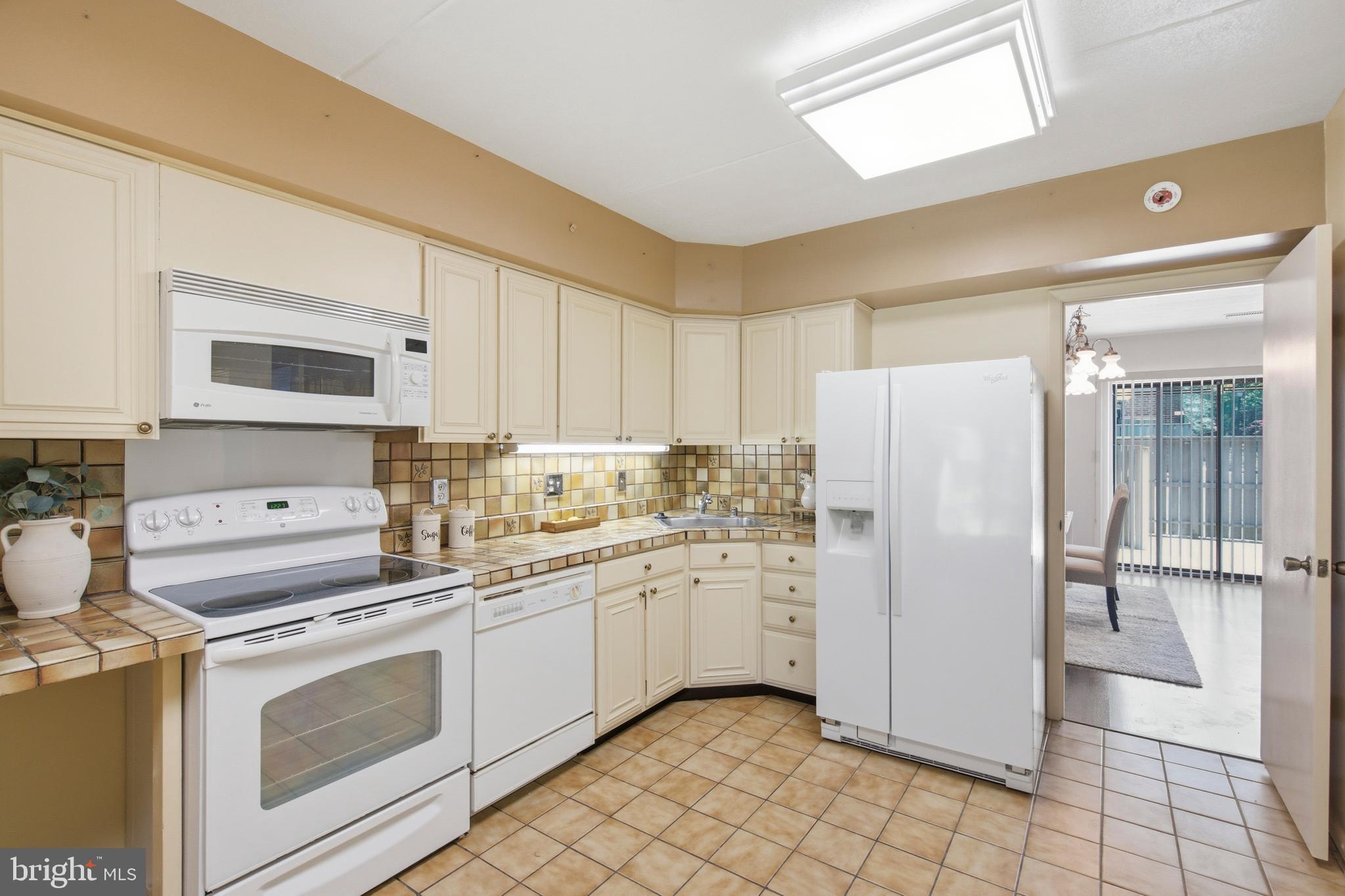 ANNEN WOODS - Residential