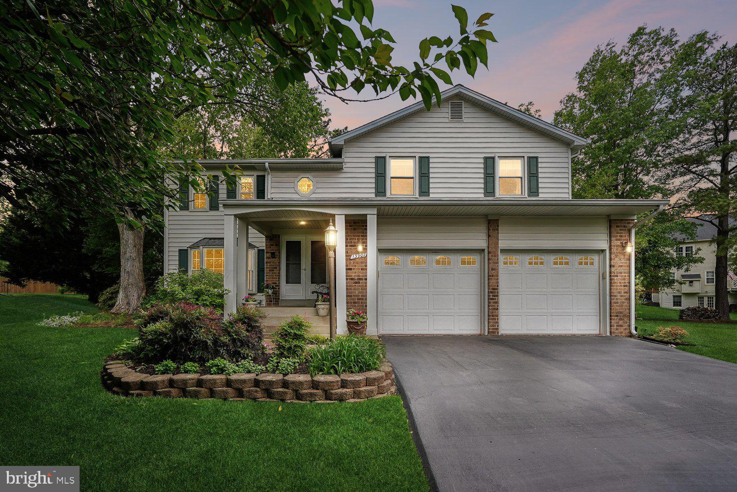 BROOKFIELD WOODS - Residential