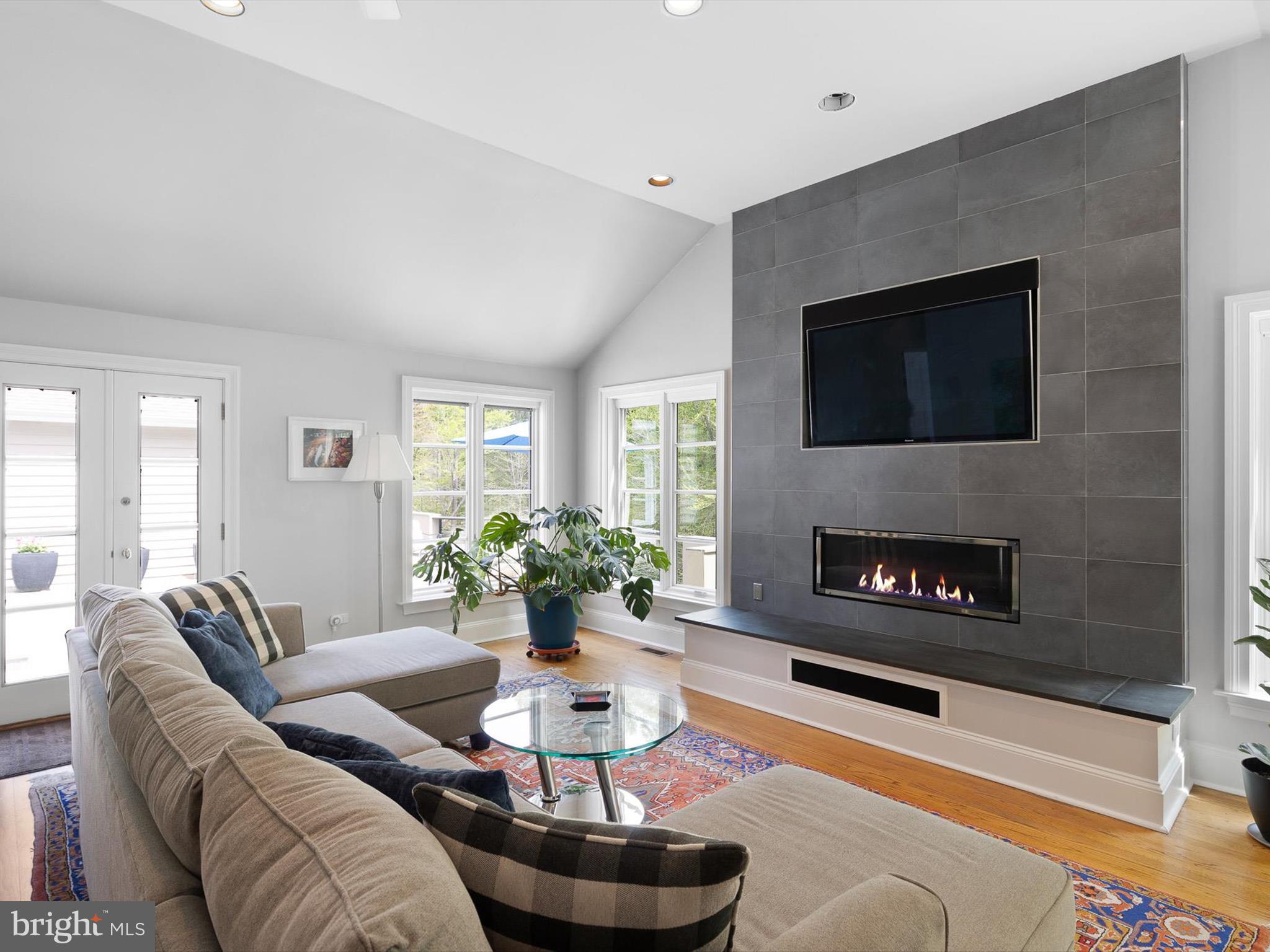 FAIR HILL - Residential