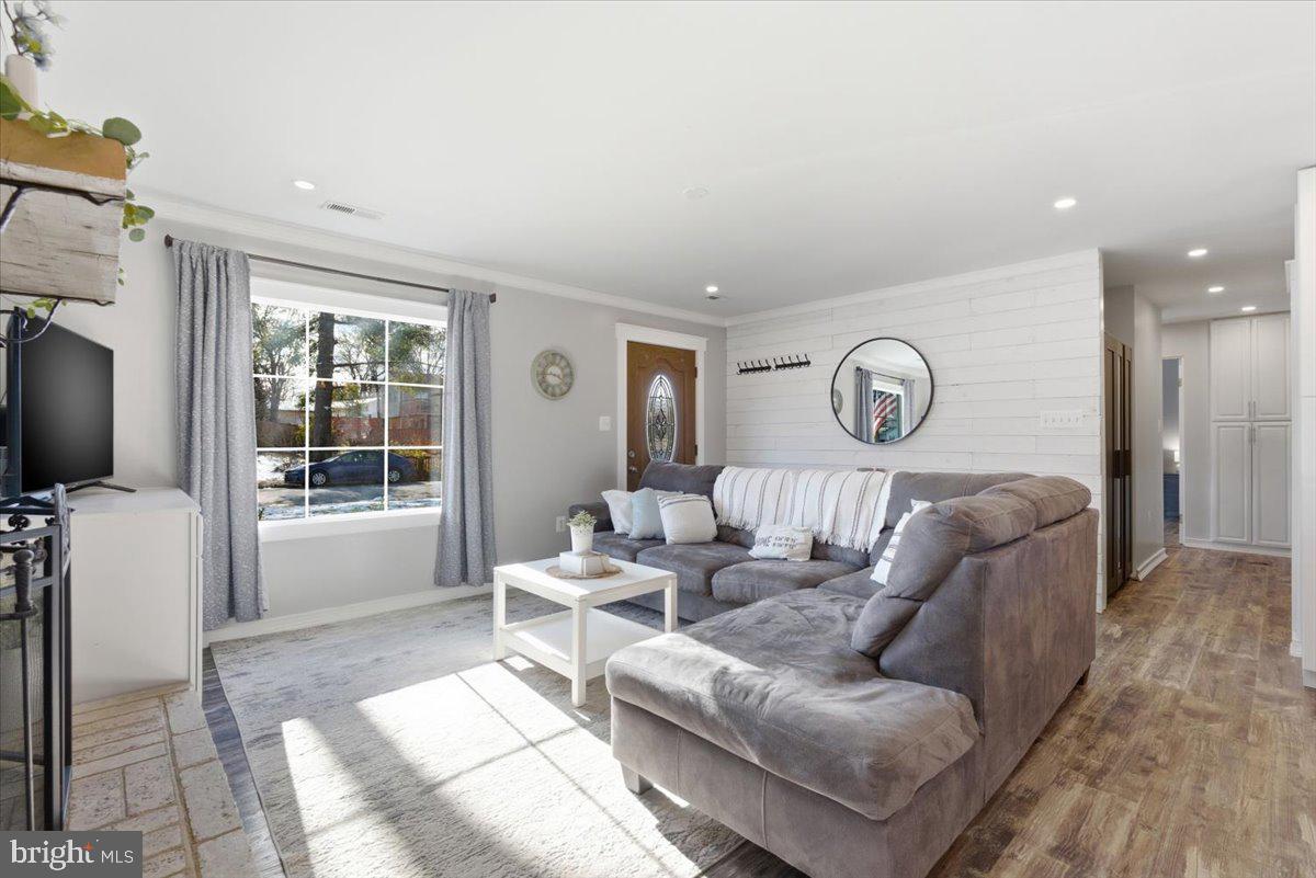 STERLING  PARK - Residential
