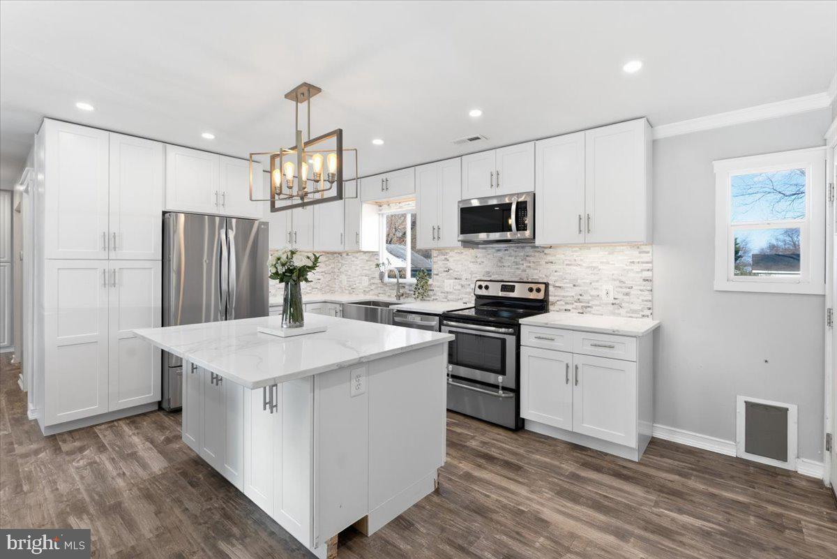 STERLING  PARK - Residential