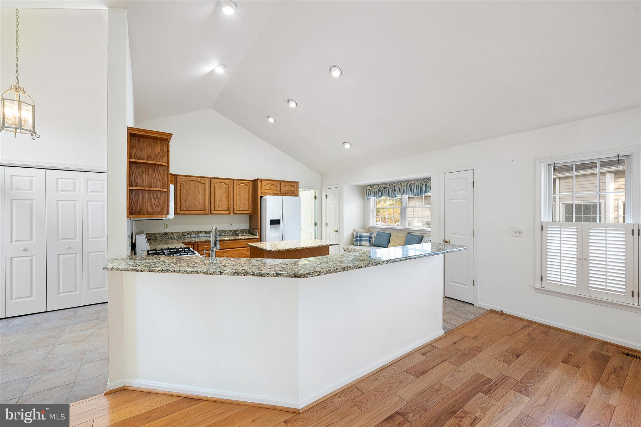 SALT POND - Residential