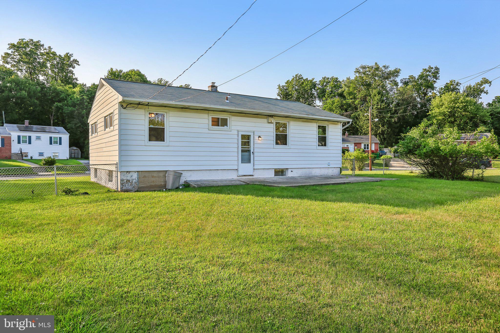 CAMPFIELD GARDENS - Residential