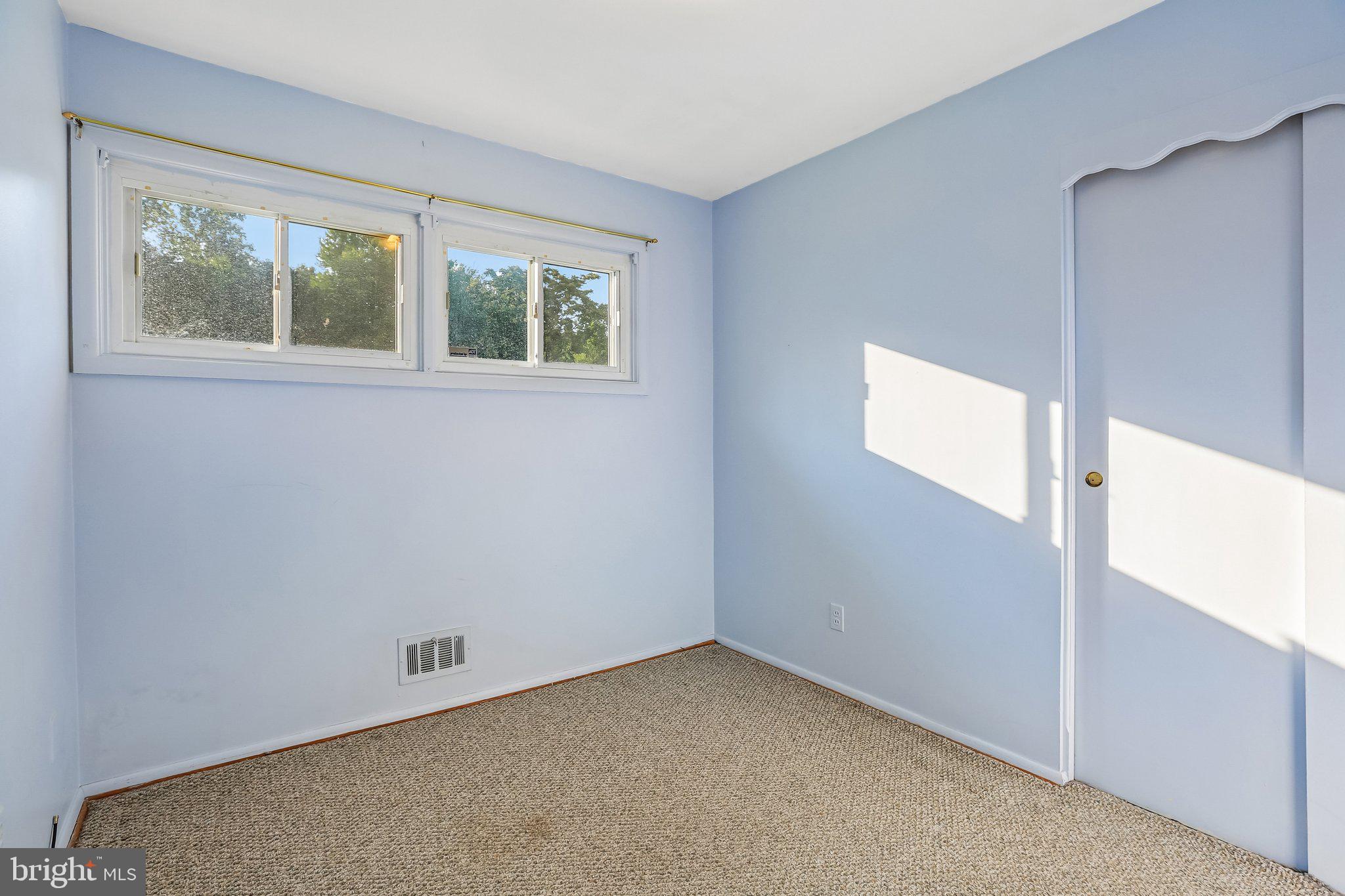 CAMPFIELD GARDENS - Residential