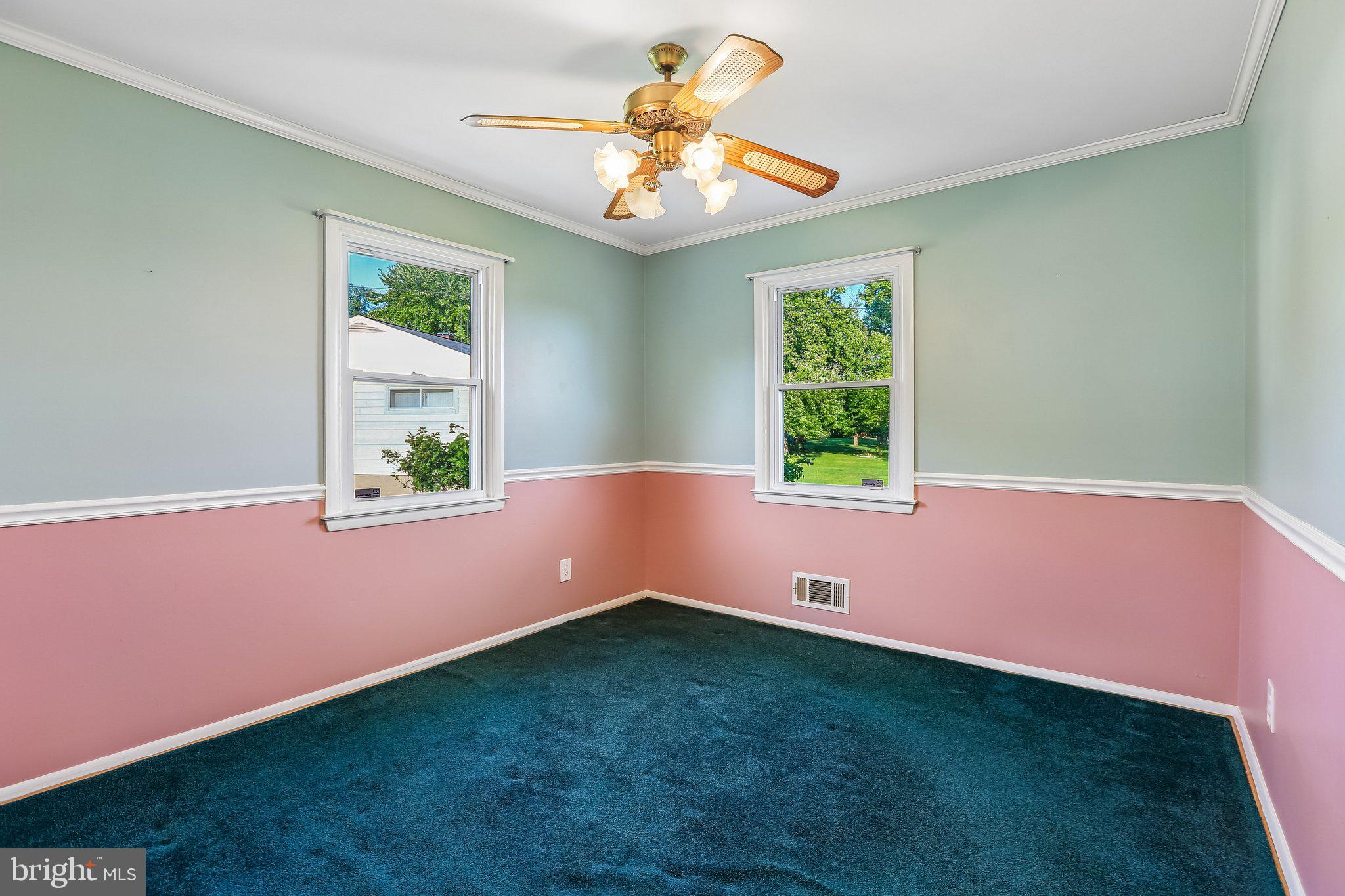 CAMPFIELD GARDENS - Residential