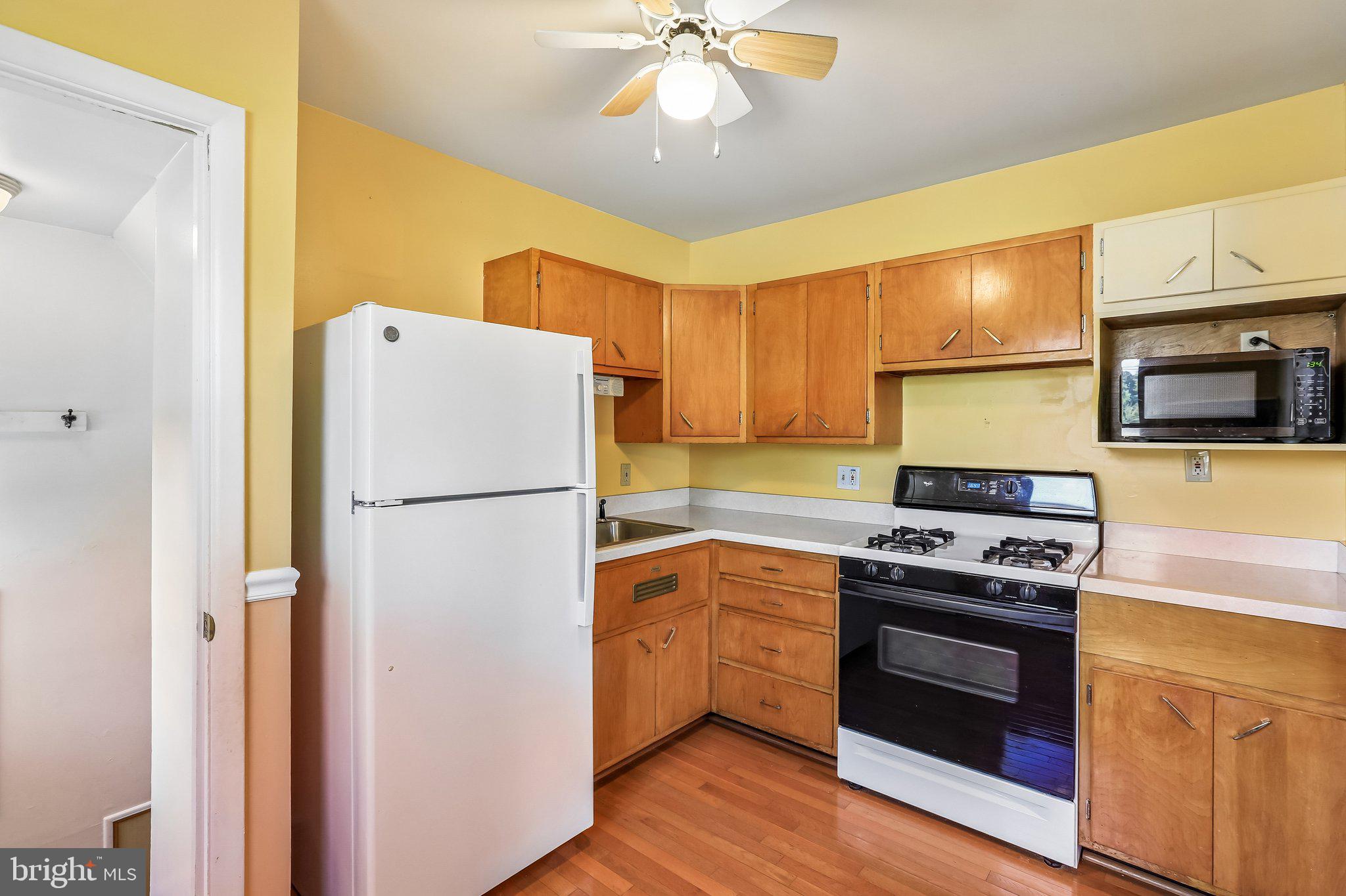 CAMPFIELD GARDENS - Residential