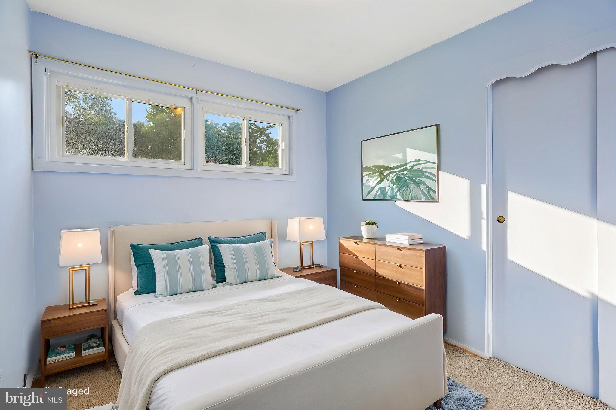 CAMPFIELD GARDENS - Residential