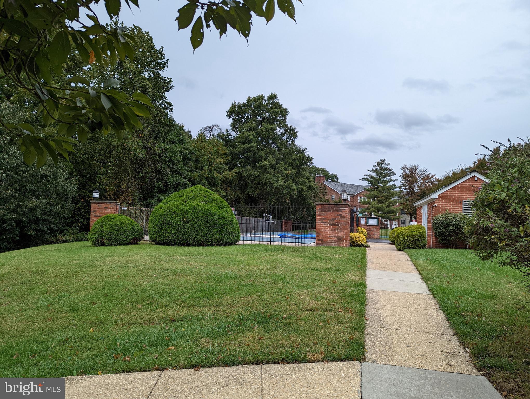 MONTPELIER VILLAGE - Residential