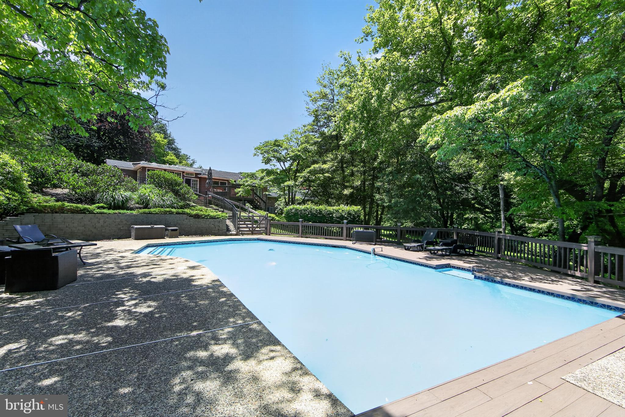 SPRING VALLEY - Residential