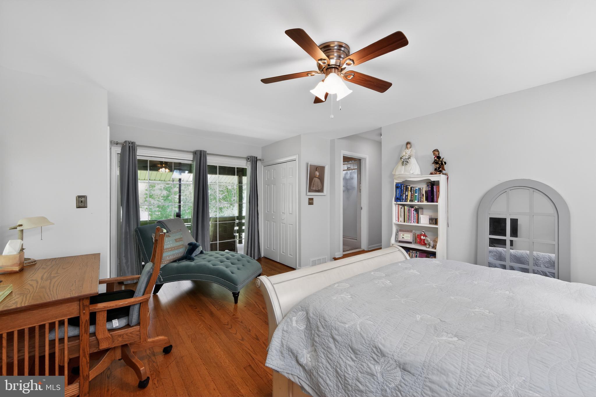 SPRING VALLEY - Residential