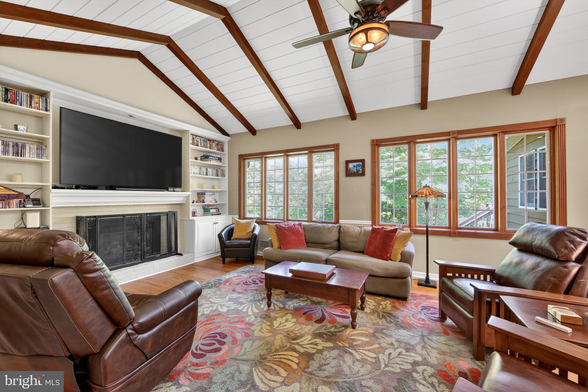 SPRING VALLEY - Residential