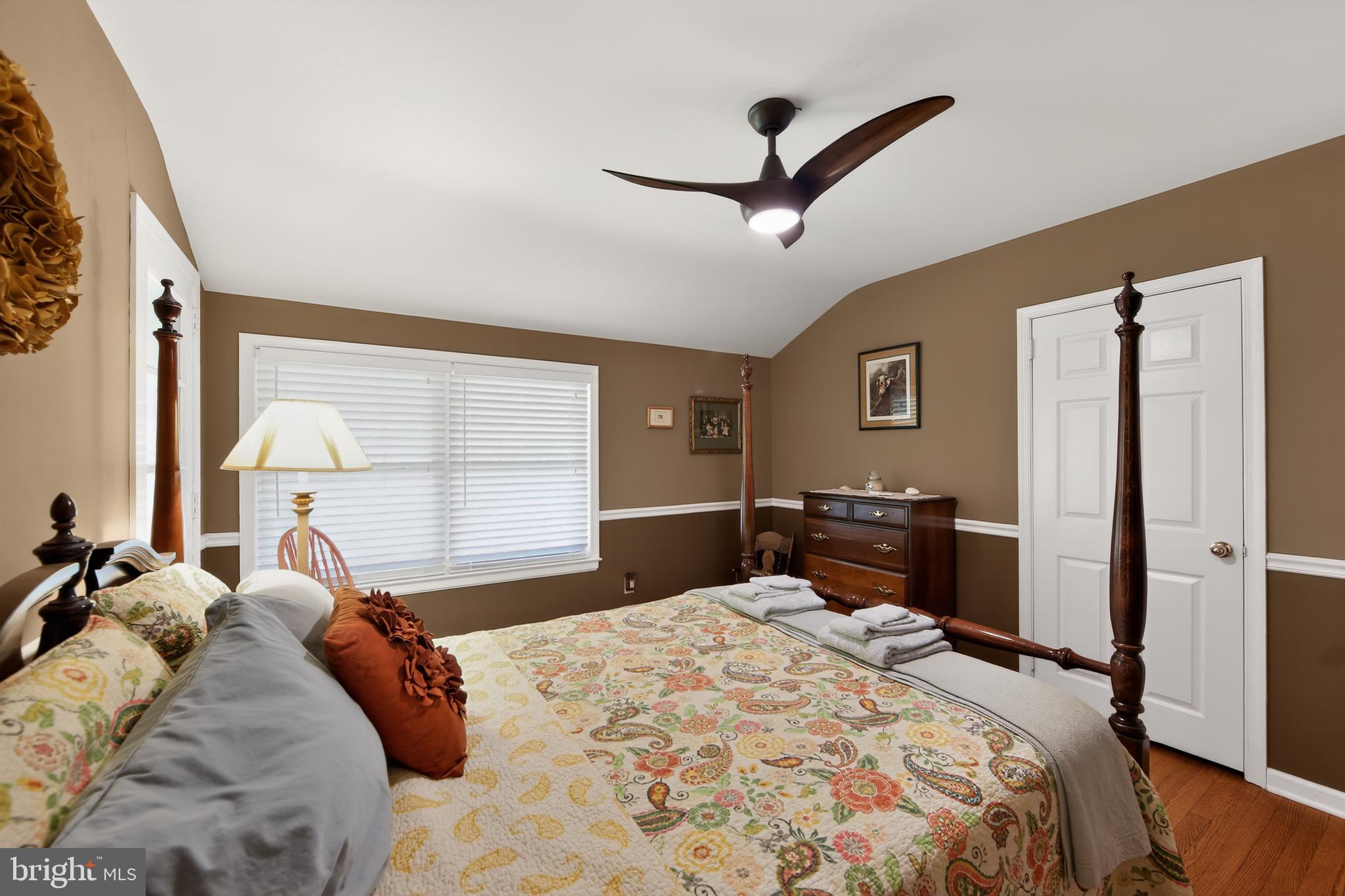 SPRING VALLEY - Residential